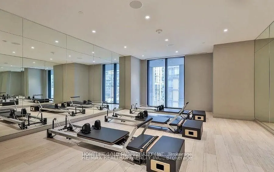 1 Yorkville Avenue, #4612