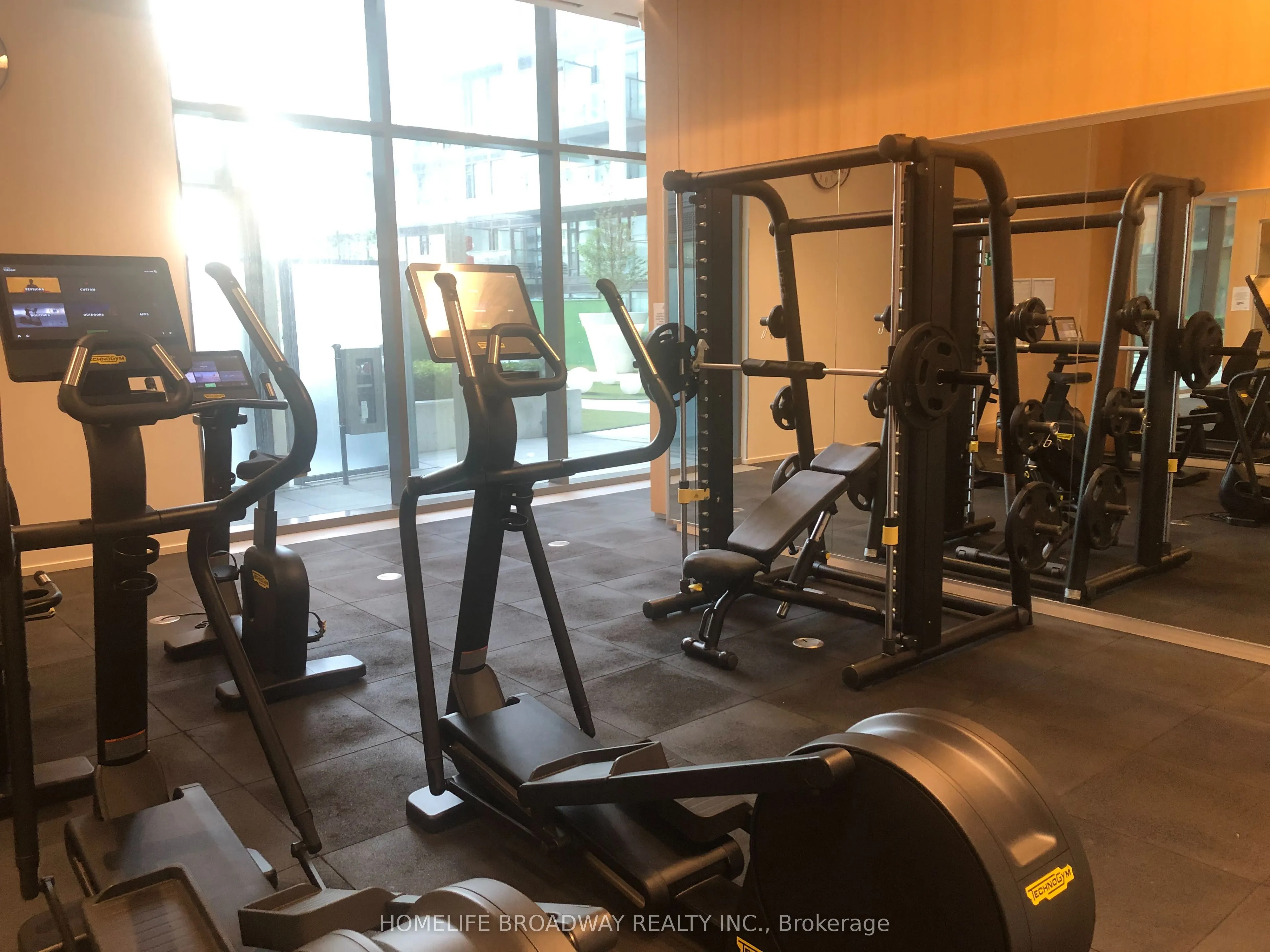 5 Soudan Avenue, #2210