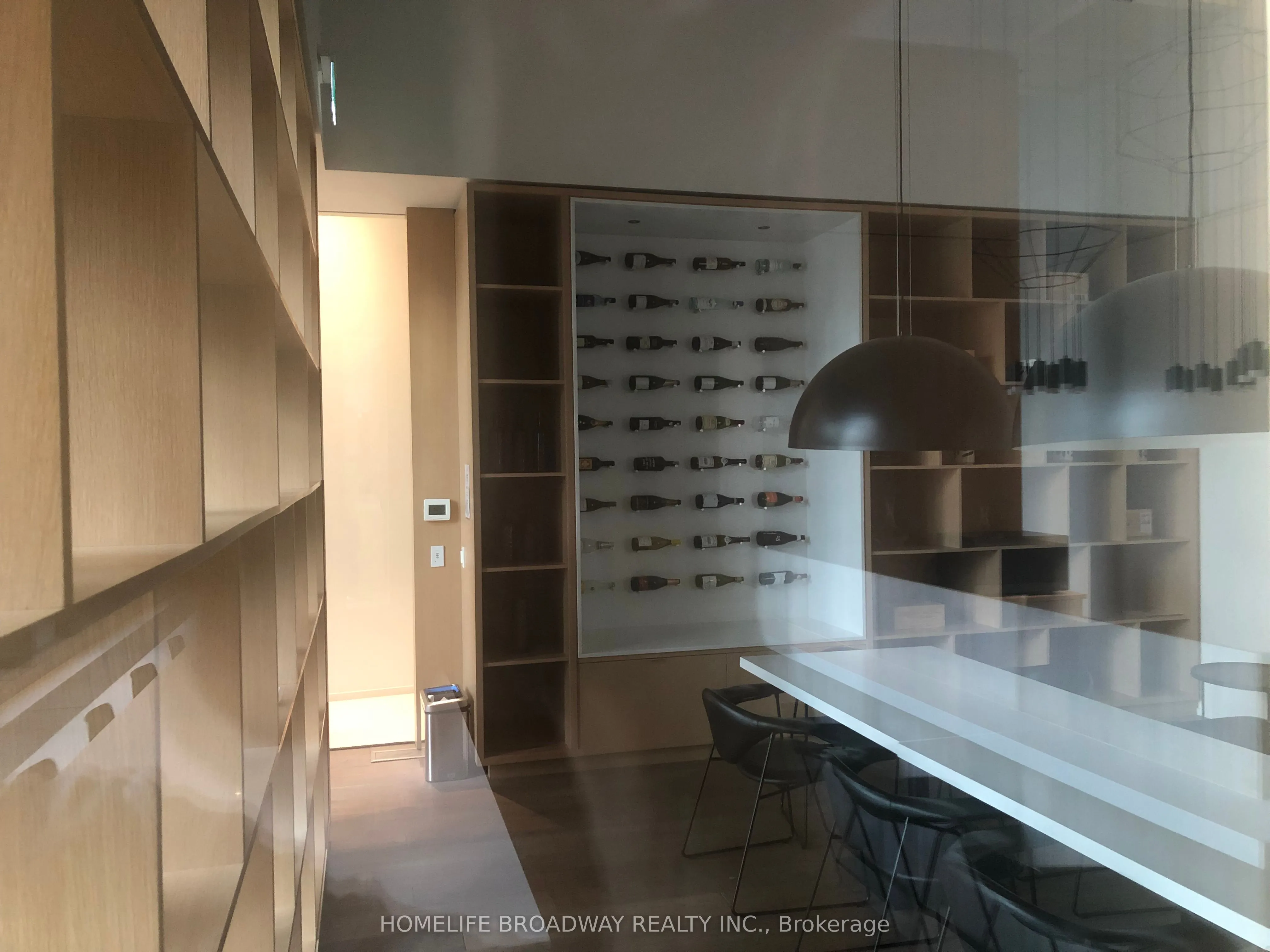 5 Soudan Avenue, #2210