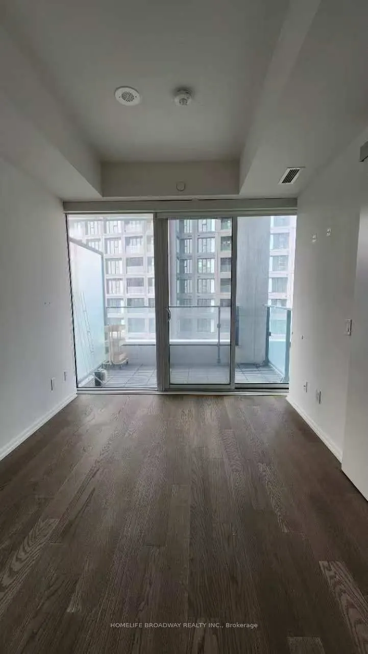 5 Soudan Avenue, #2210