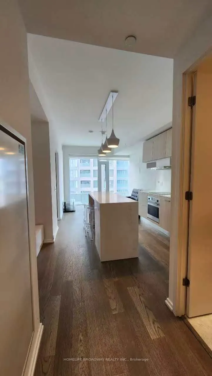 5 Soudan Avenue, #2210
