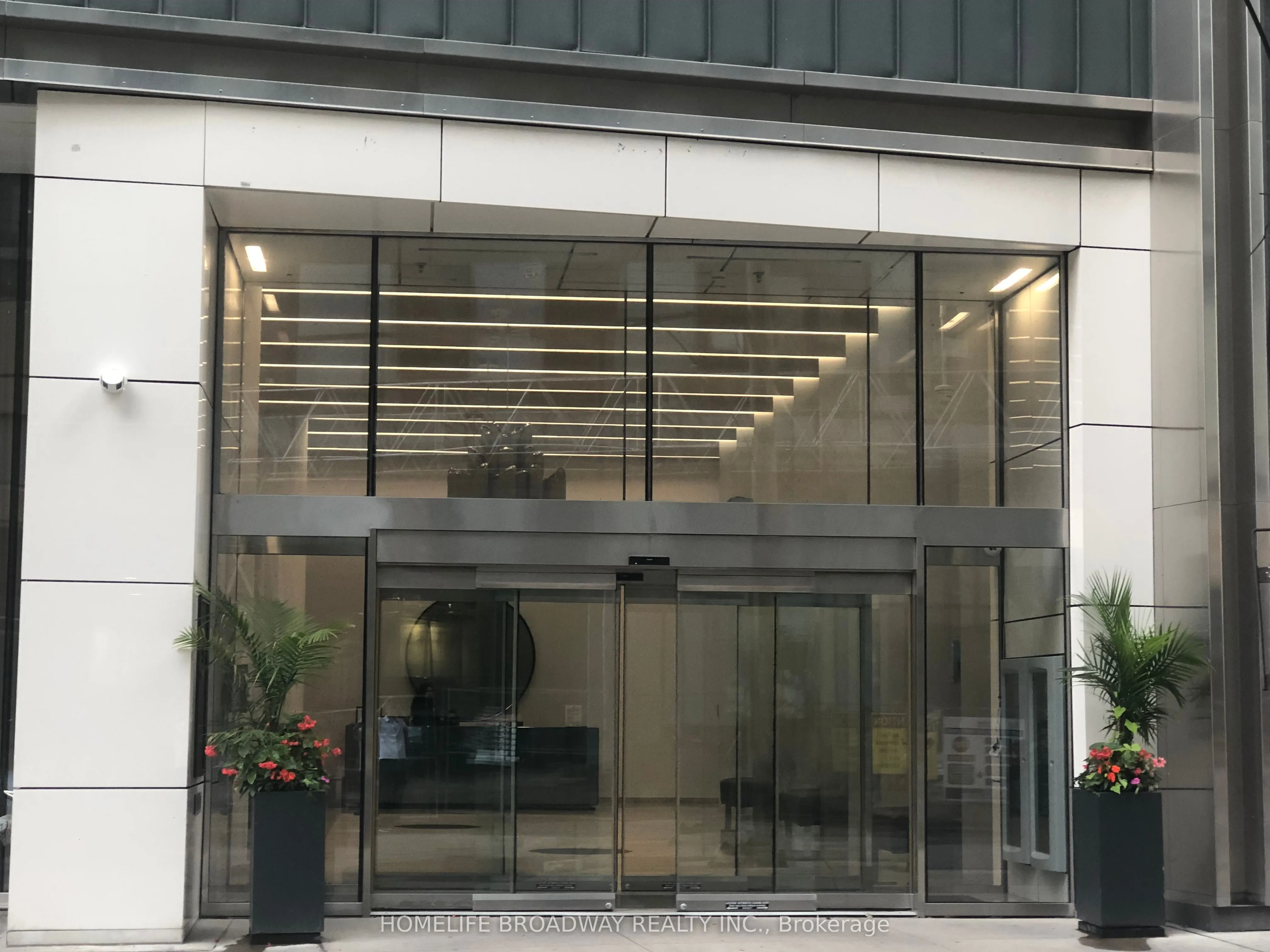 5 Soudan Avenue, #2210