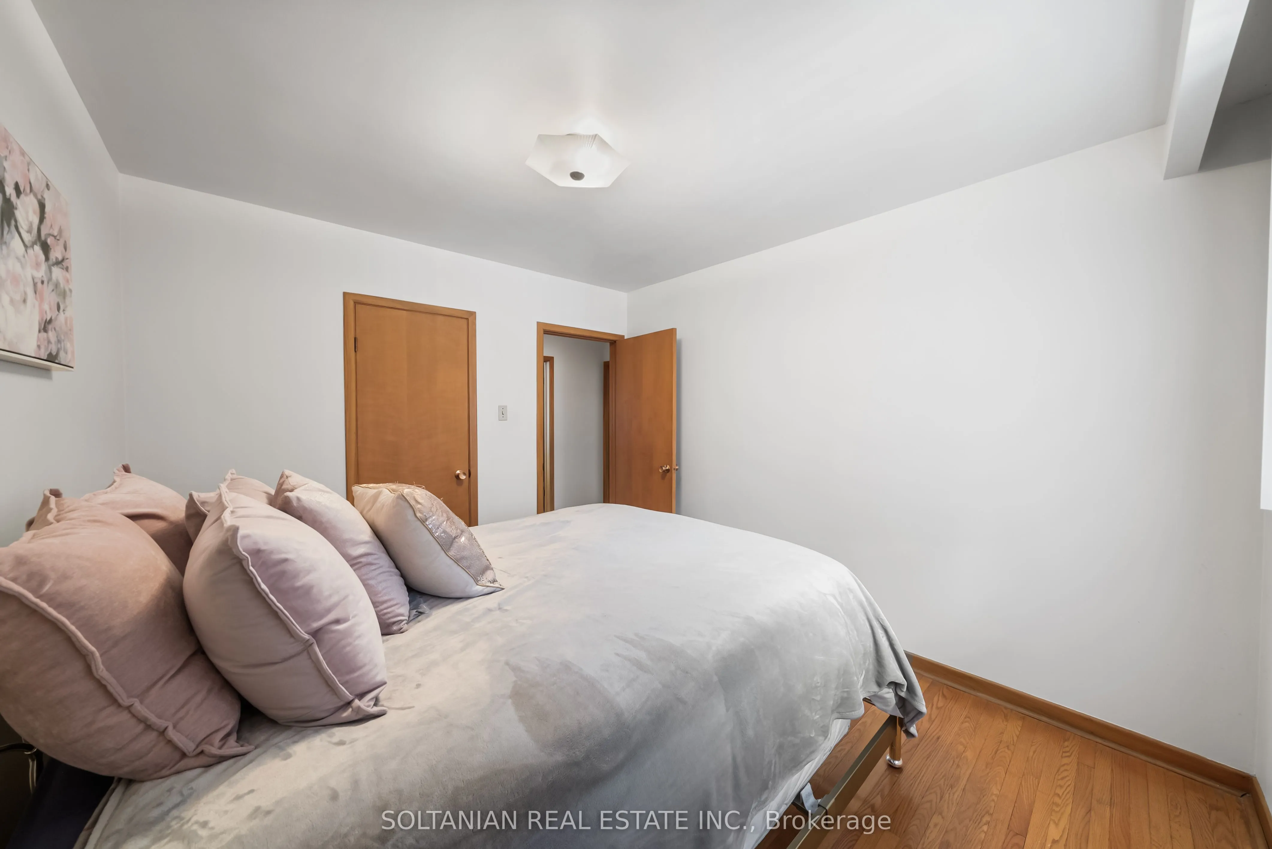444 Longmore Street