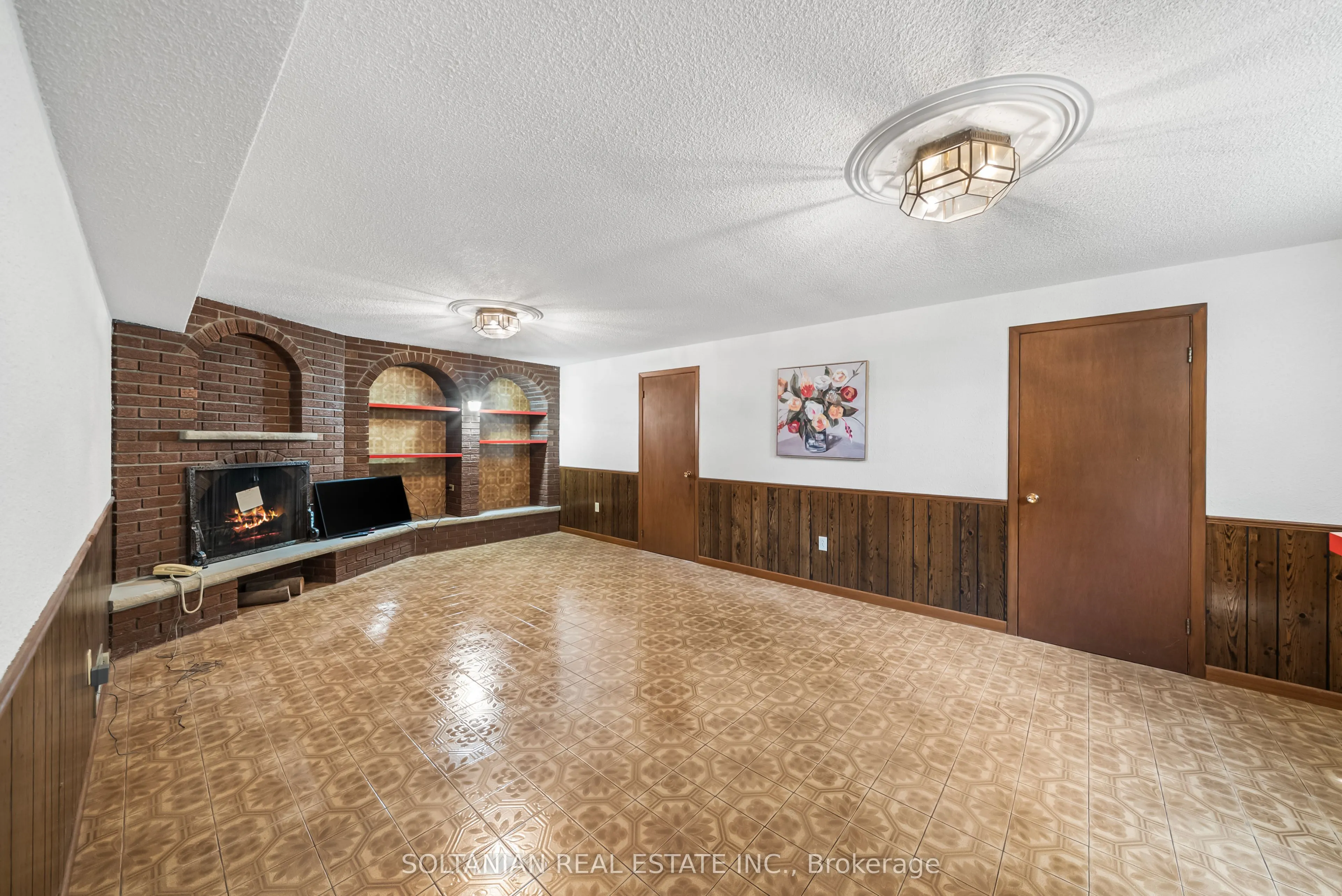444 Longmore Street