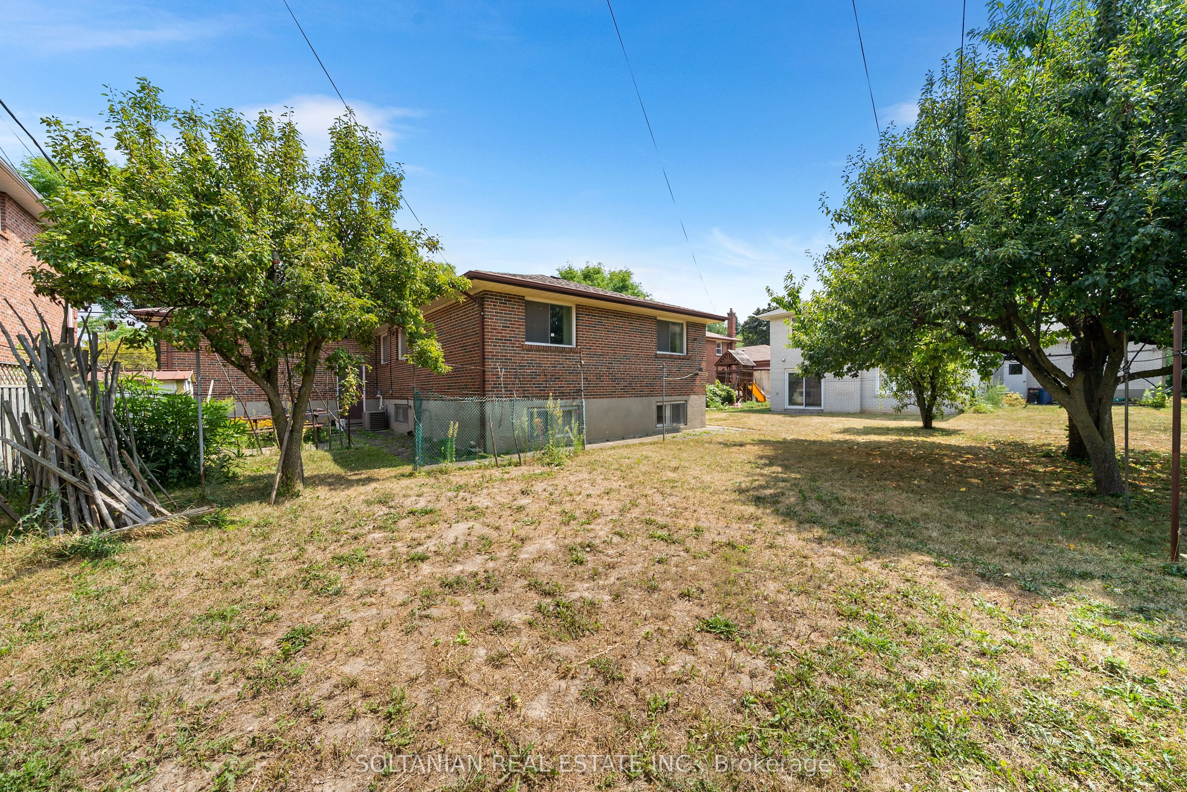 444 Longmore Street