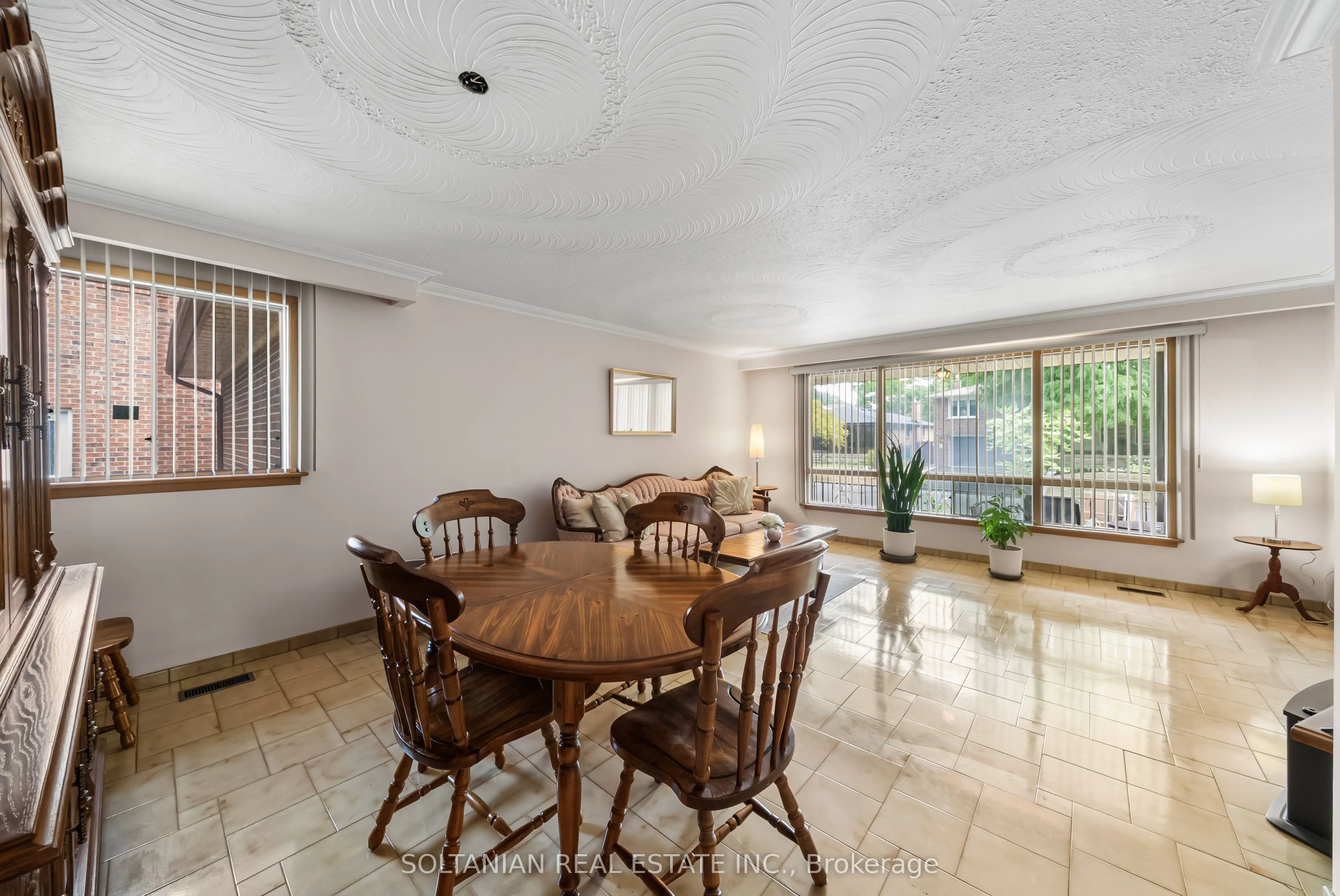 444 Longmore Street