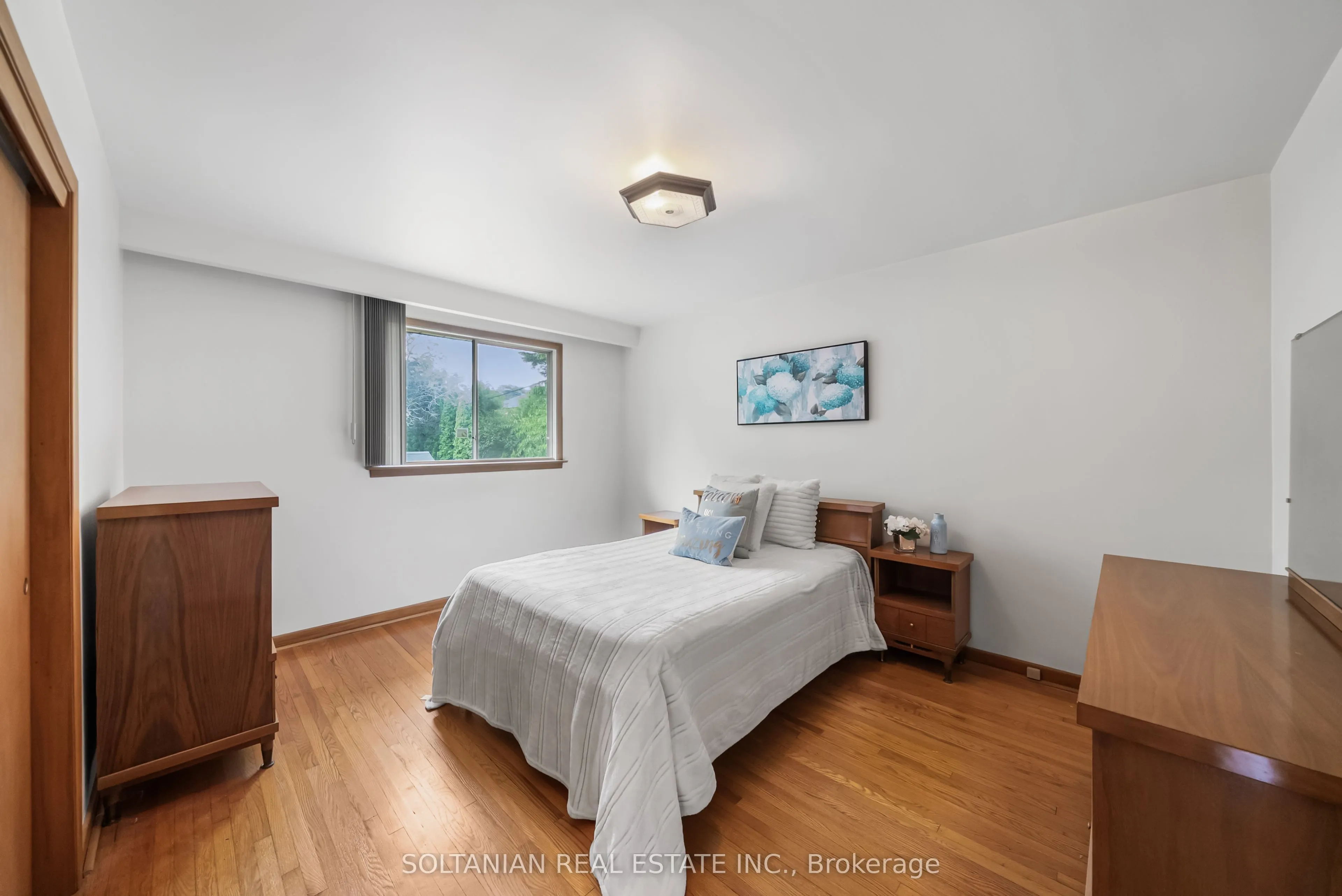 444 Longmore Street