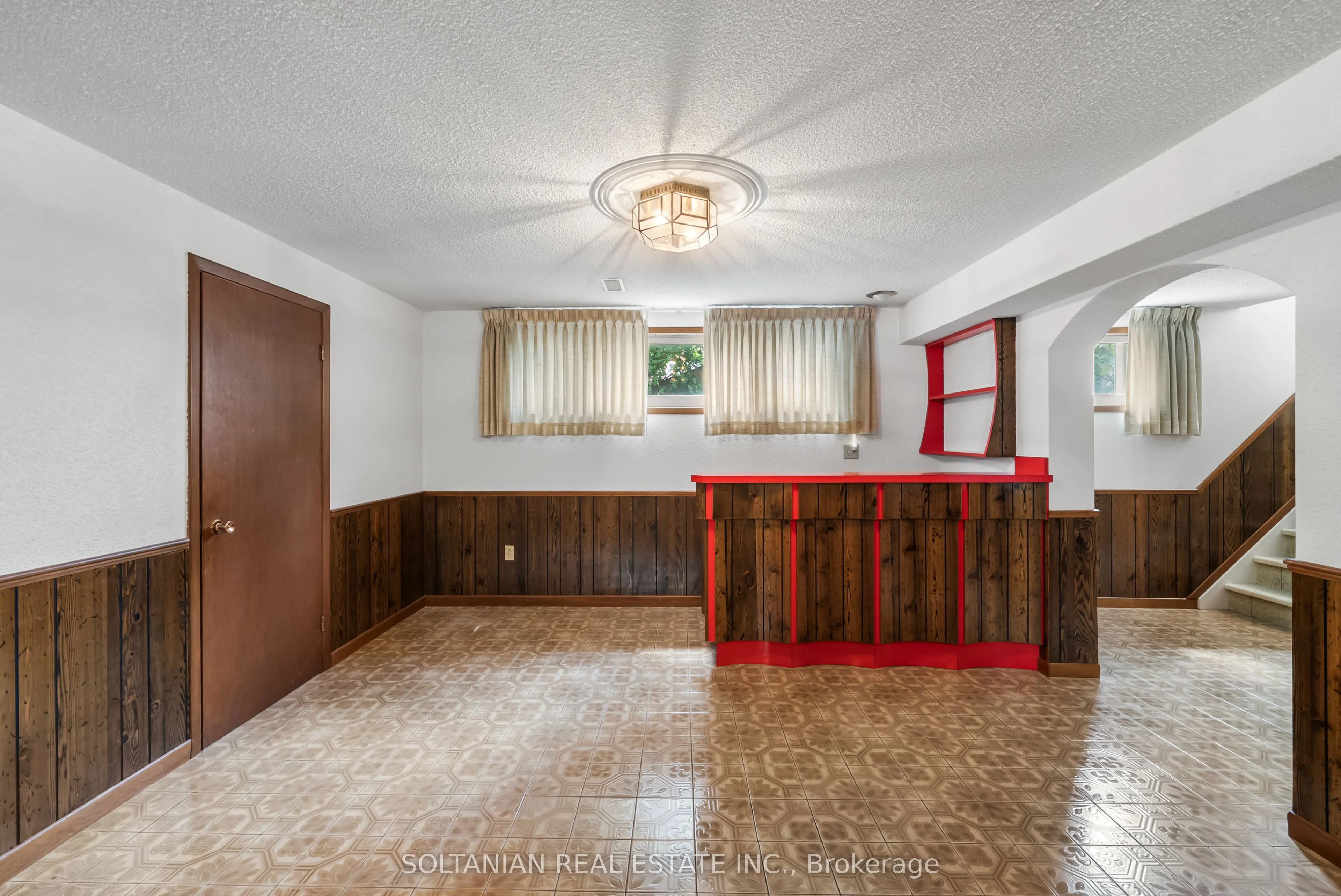 444 Longmore Street