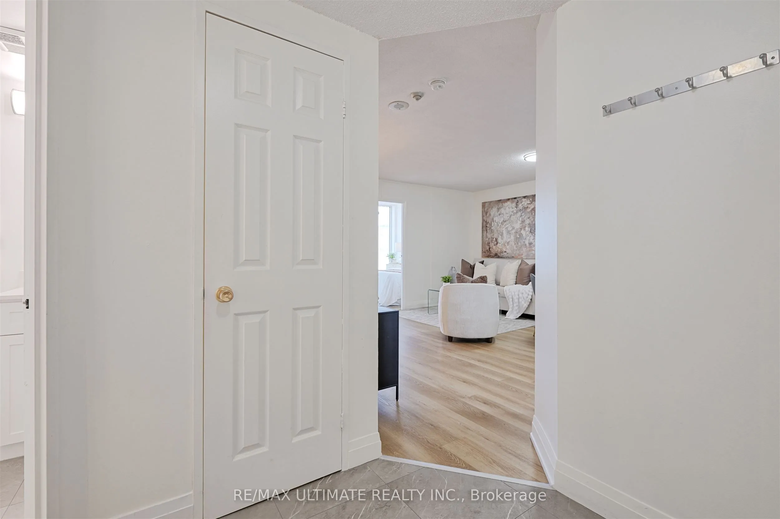 55 Centre Avenue, #2206