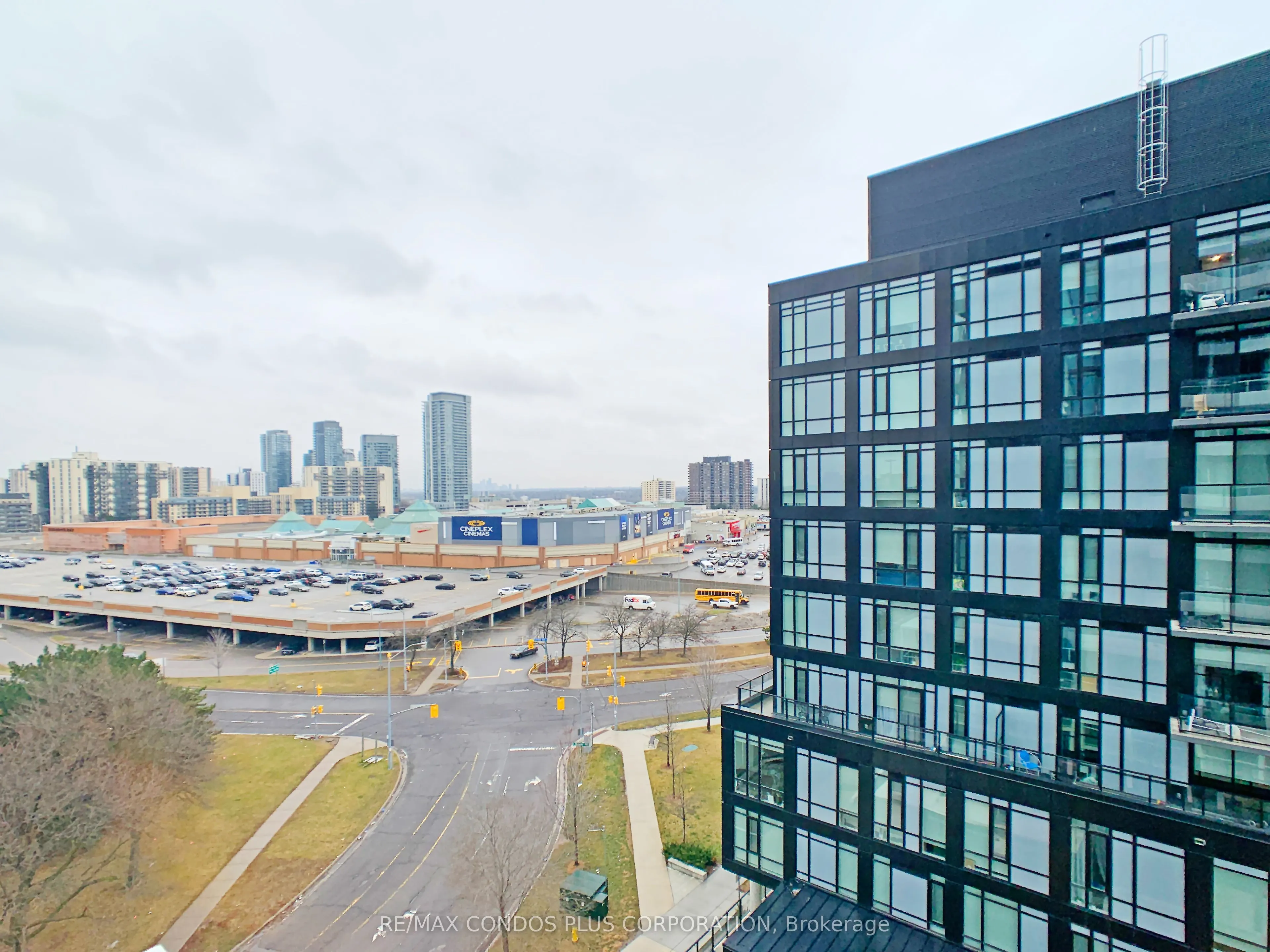 180 Fairview Mall Drive, #903
