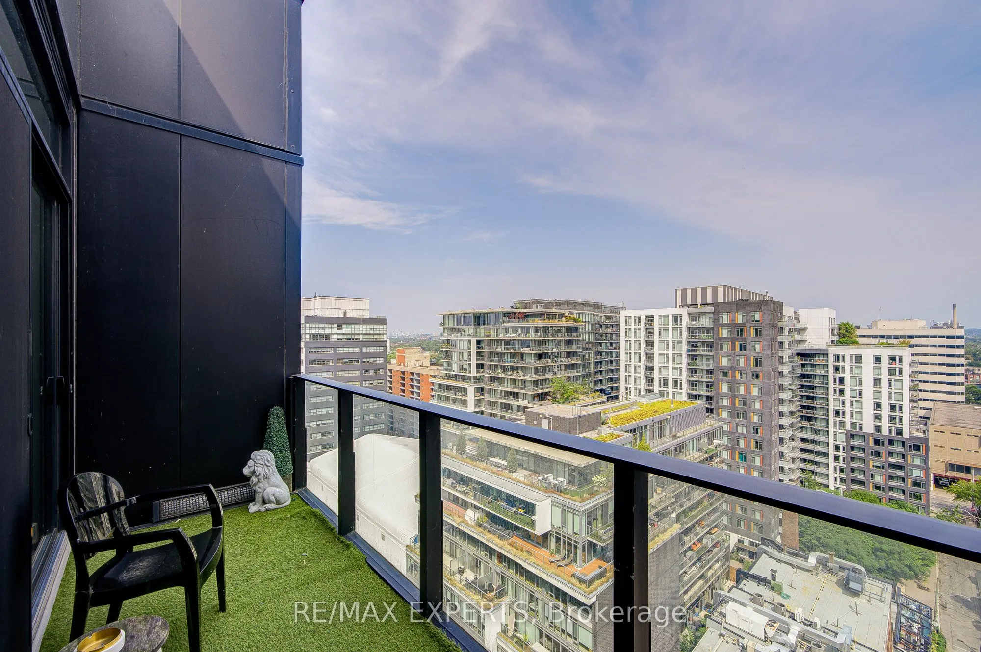 629 King Street W, #PH1418