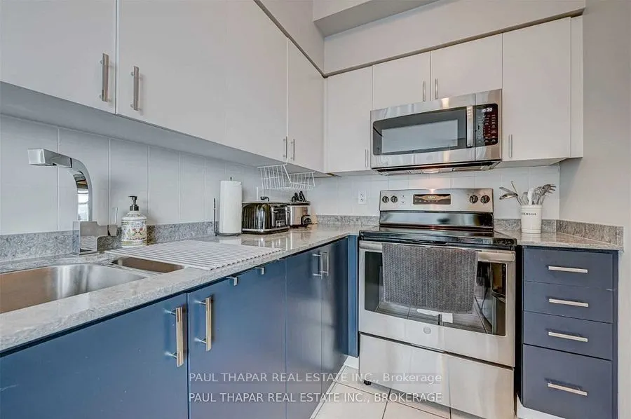 18 Yonge Street, #2411