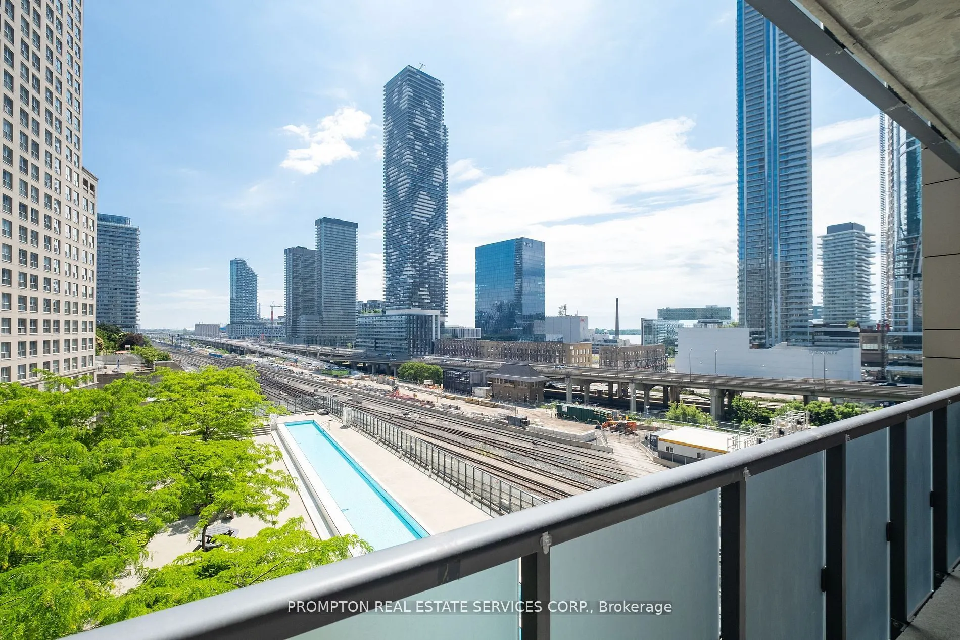 1 The Esplanade, #807