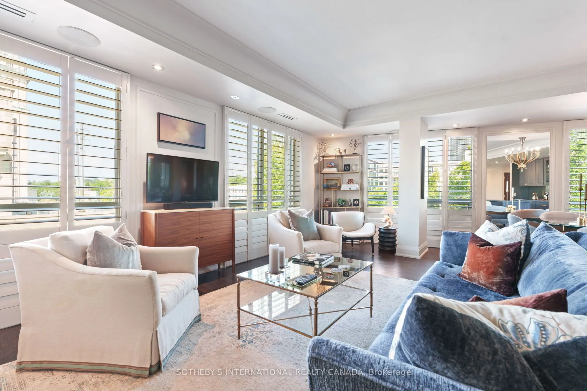 20 Scrivener Square, #304