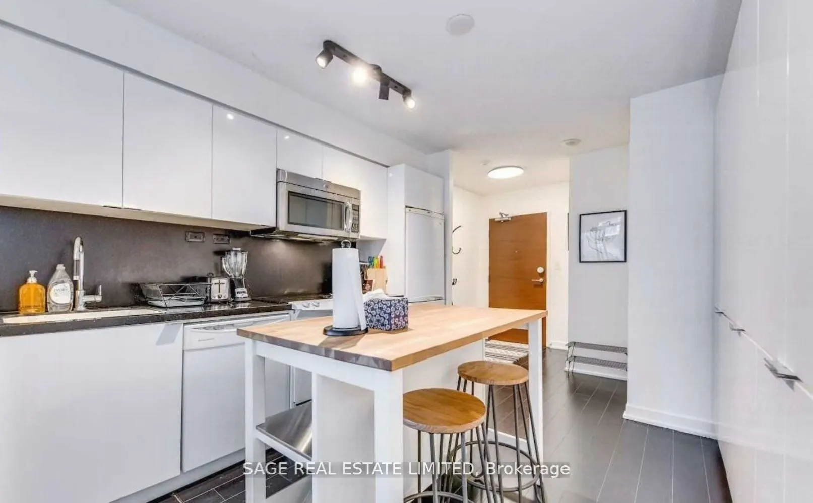 10 Capreol Court, #316