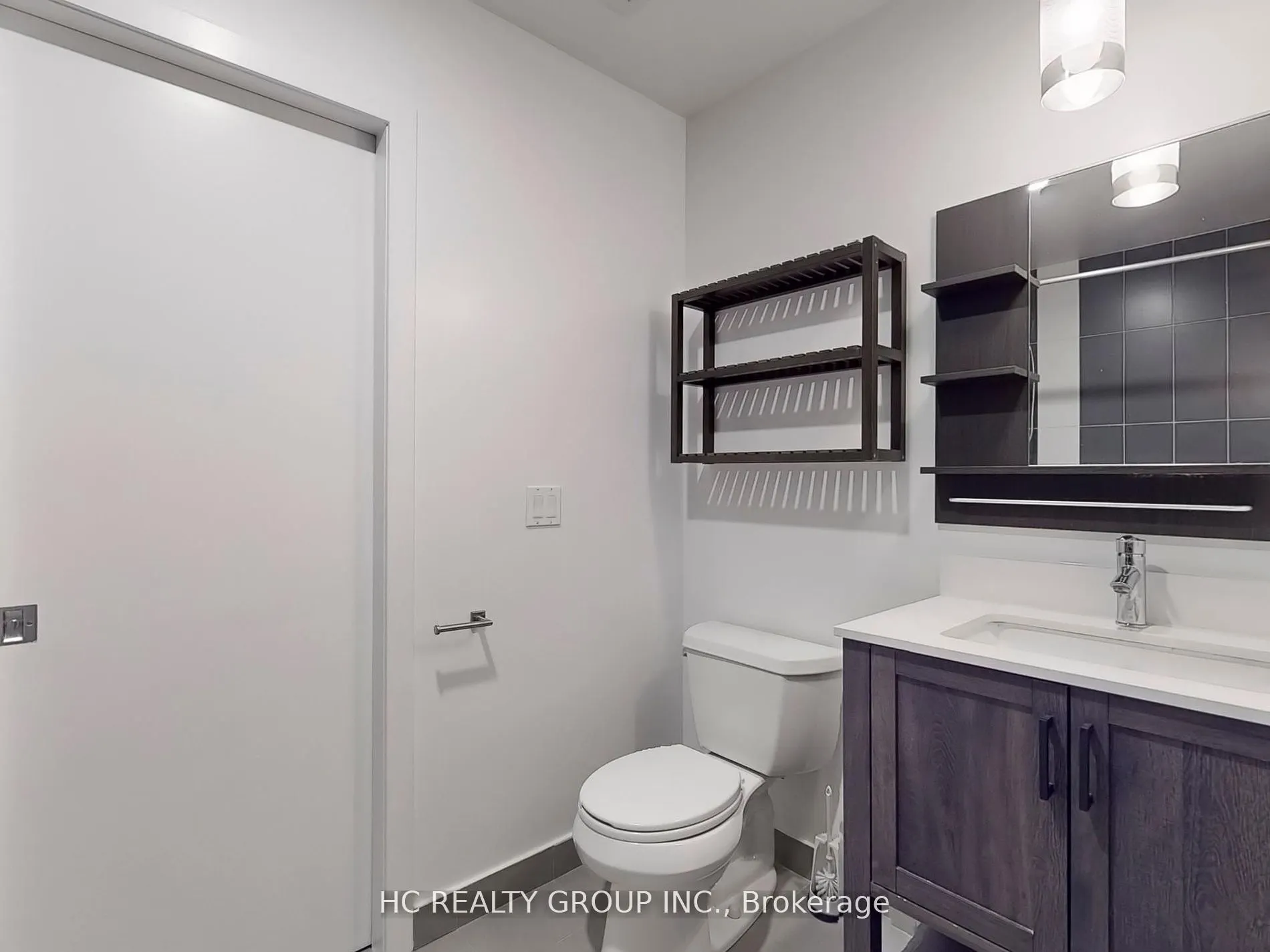770 Bay Street, #1711