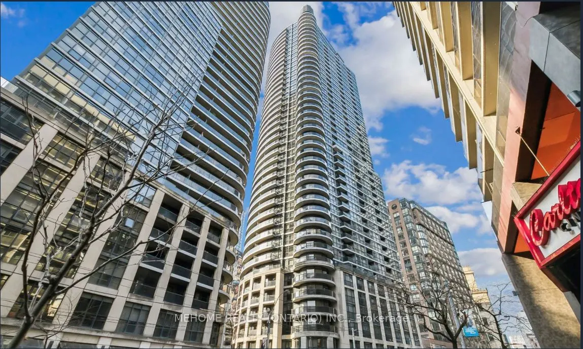 21 Carlton Street, #1605