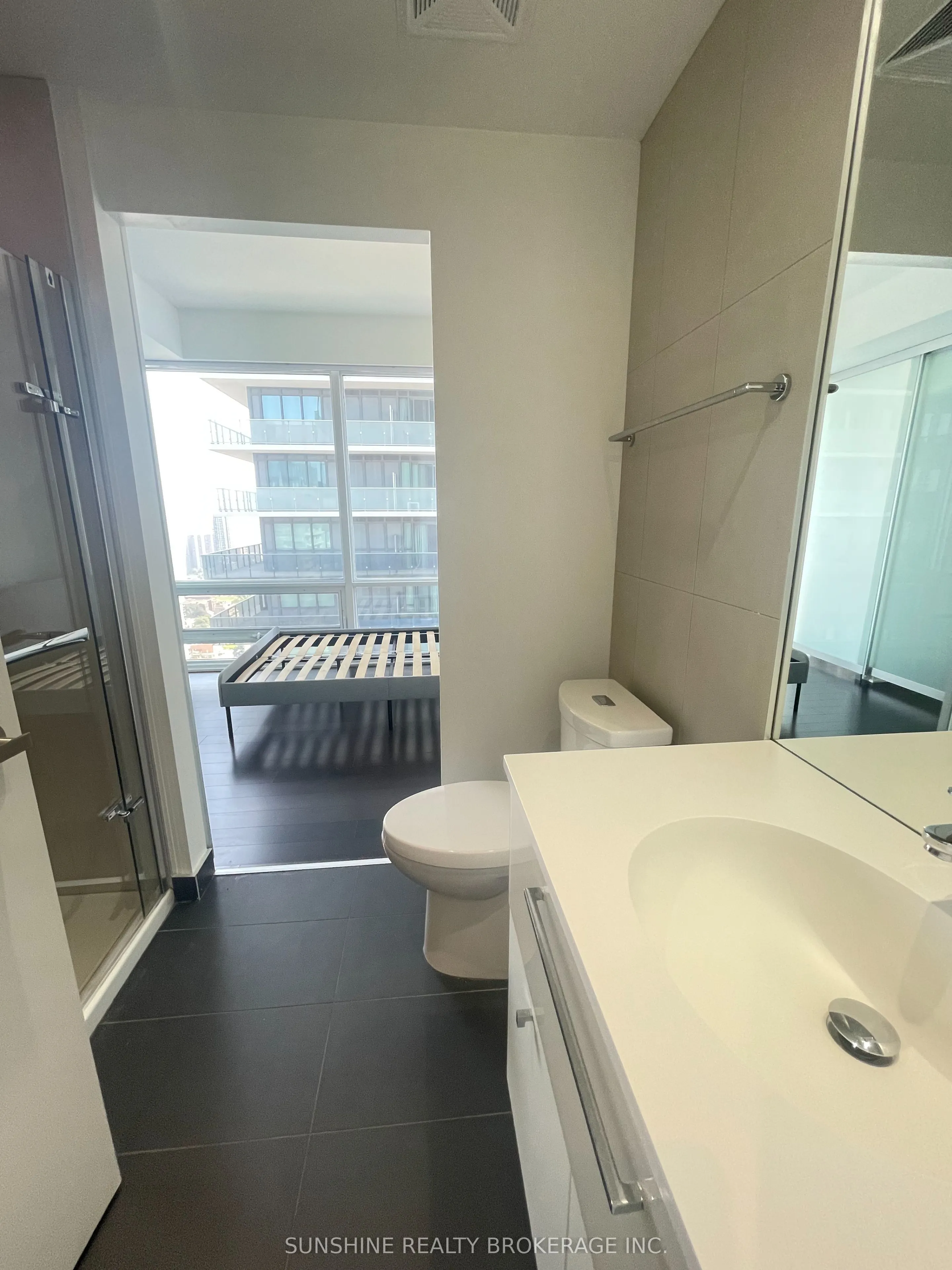 15 Grenville Street, #4108