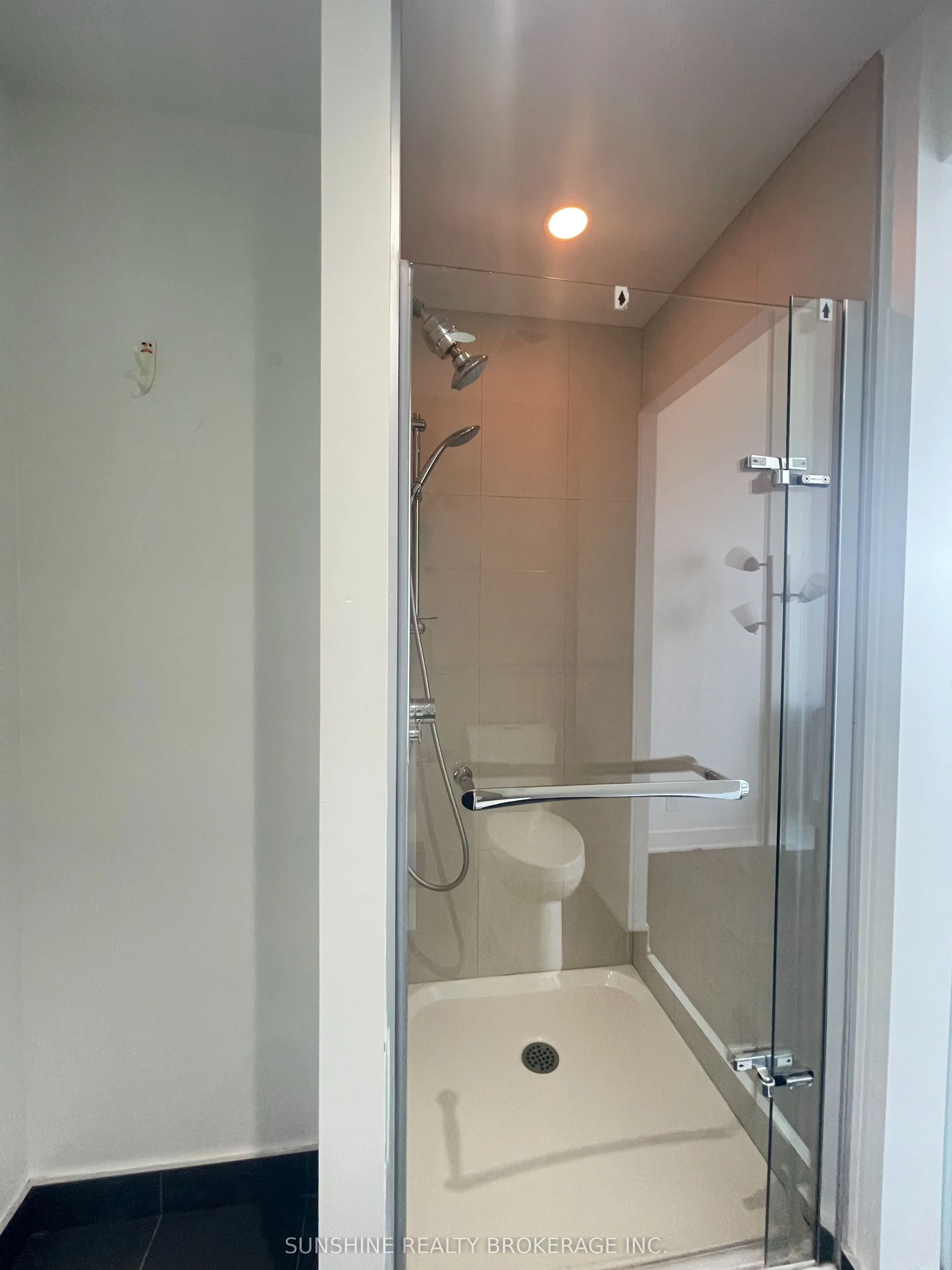 15 Grenville Street, #4108