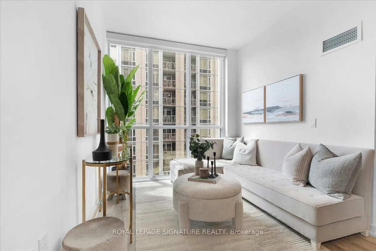 1 Yorkville Avenue, #1402