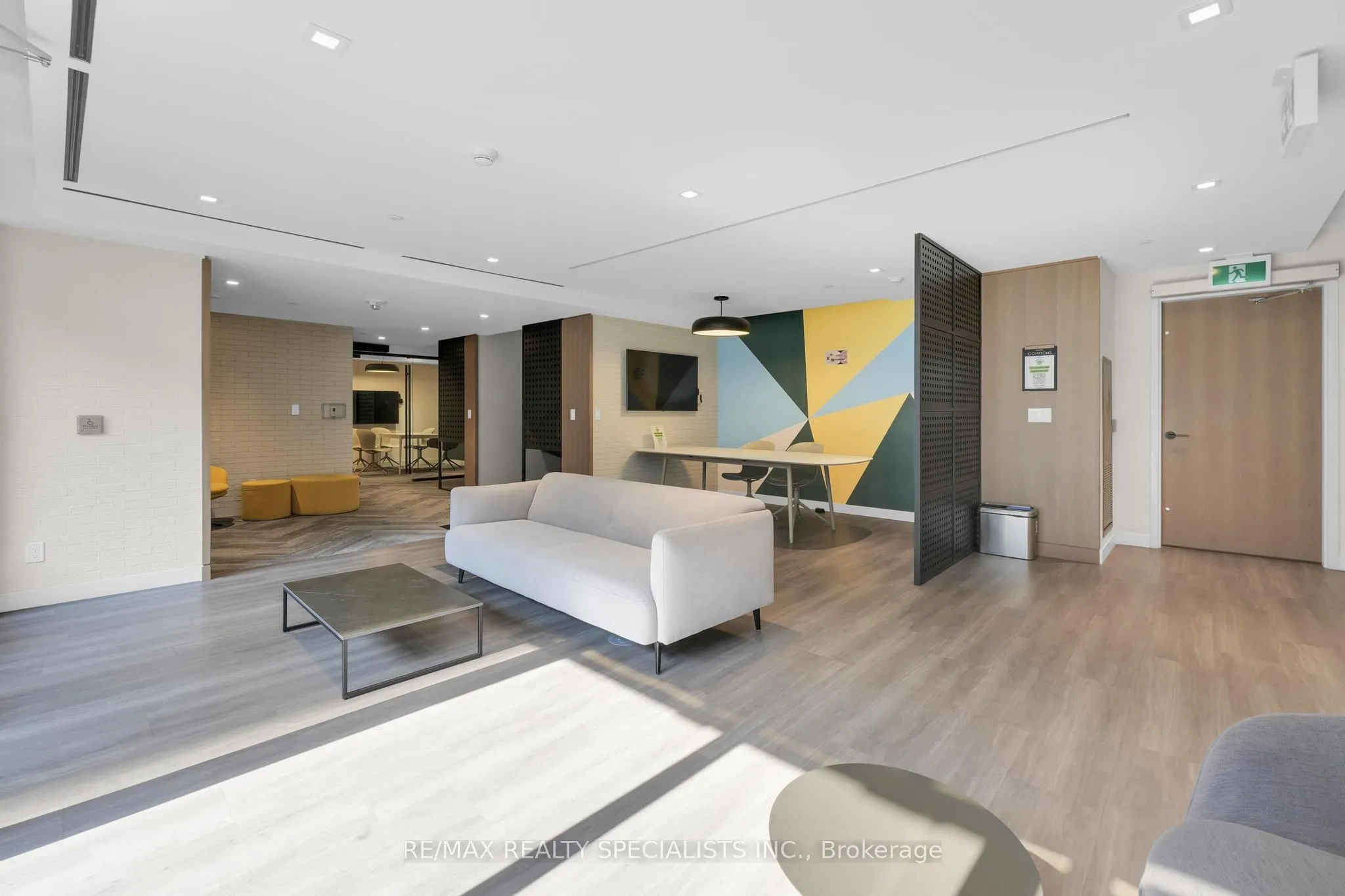 35 ROLLING  MILLS Road, #N365