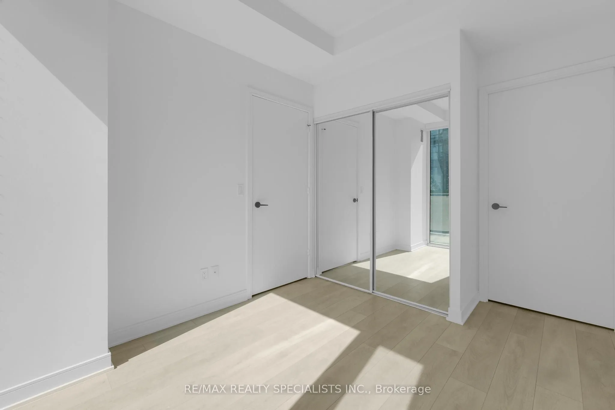 35 ROLLING  MILLS Road, #N365