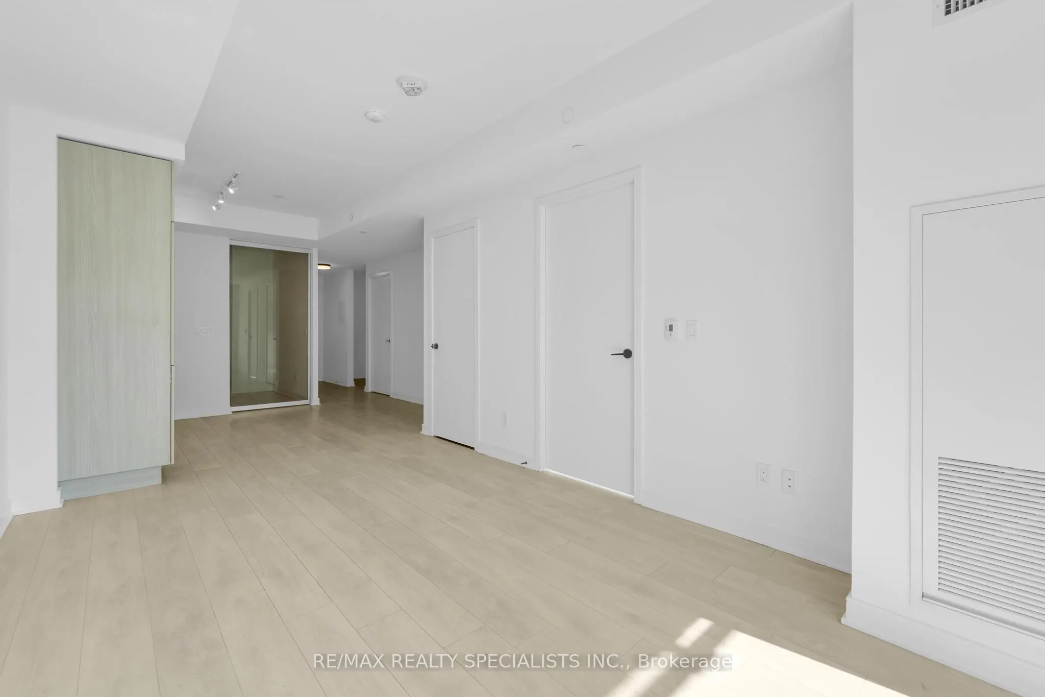 35 ROLLING  MILLS Road, #N365