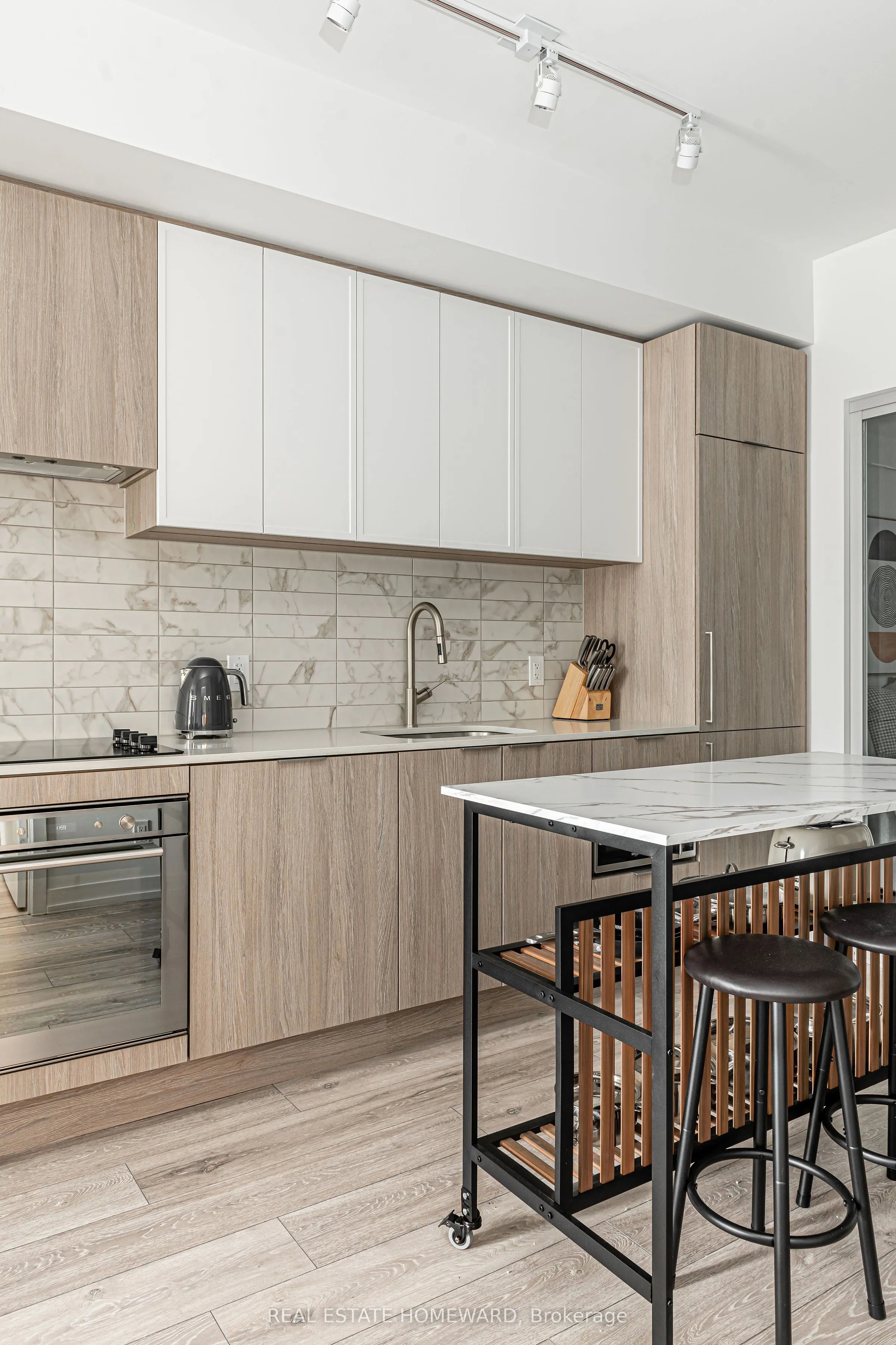 2020 Bathurst Street, #502