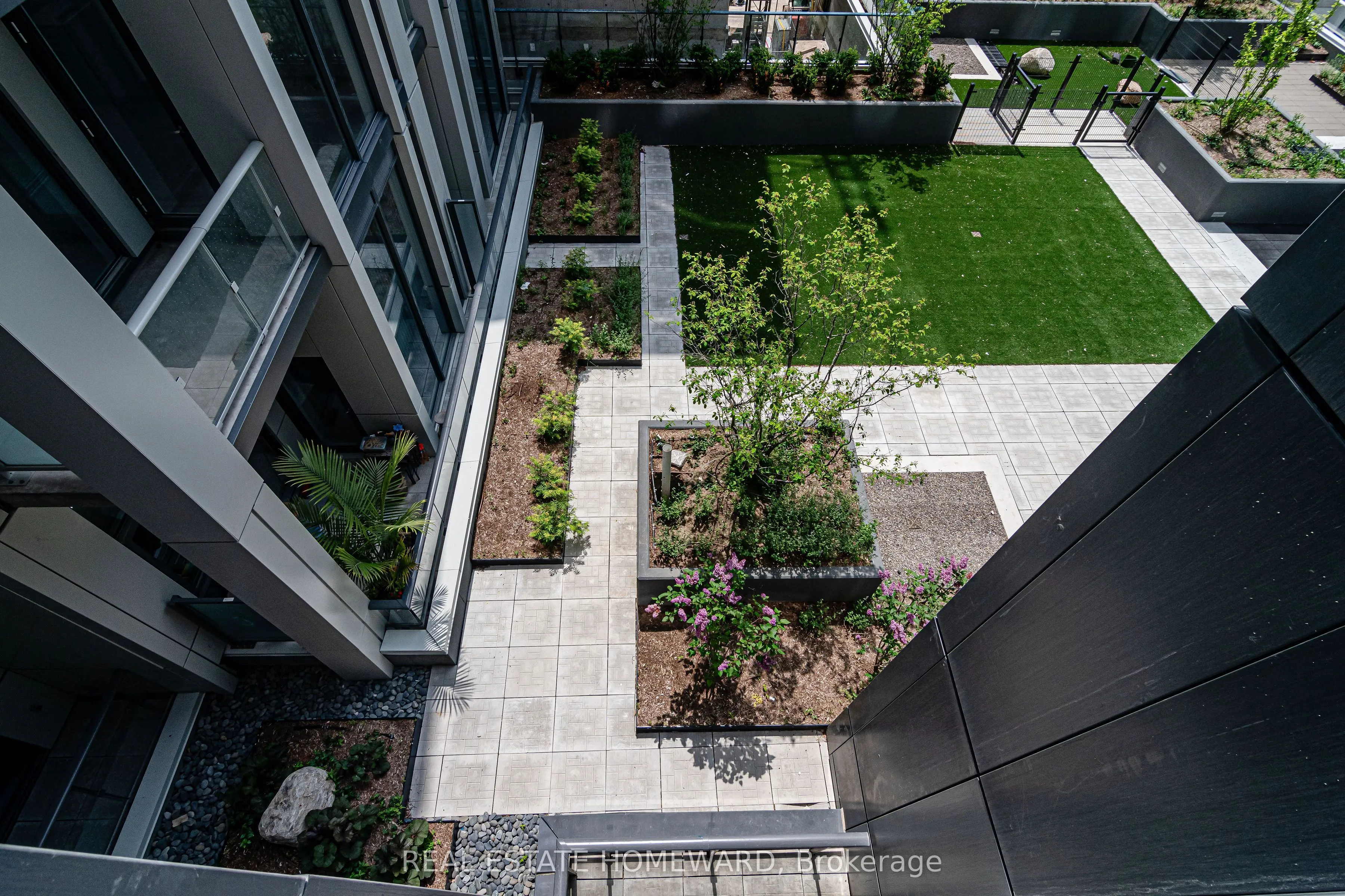 2020 Bathurst Street, #502
