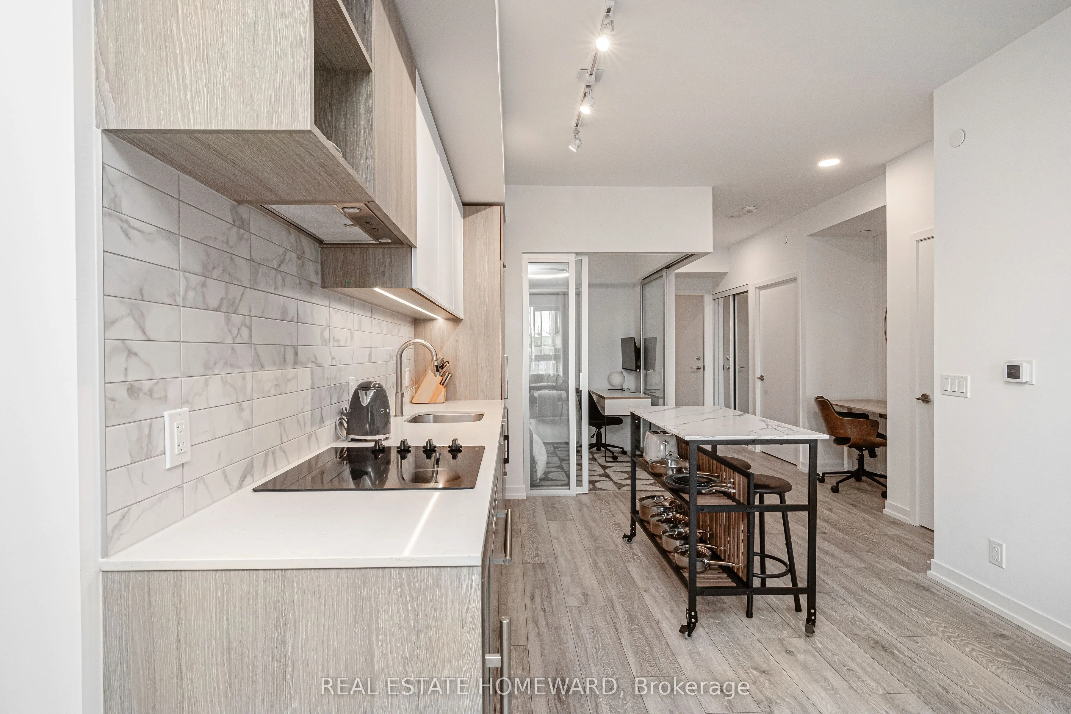 2020 Bathurst Street, #502