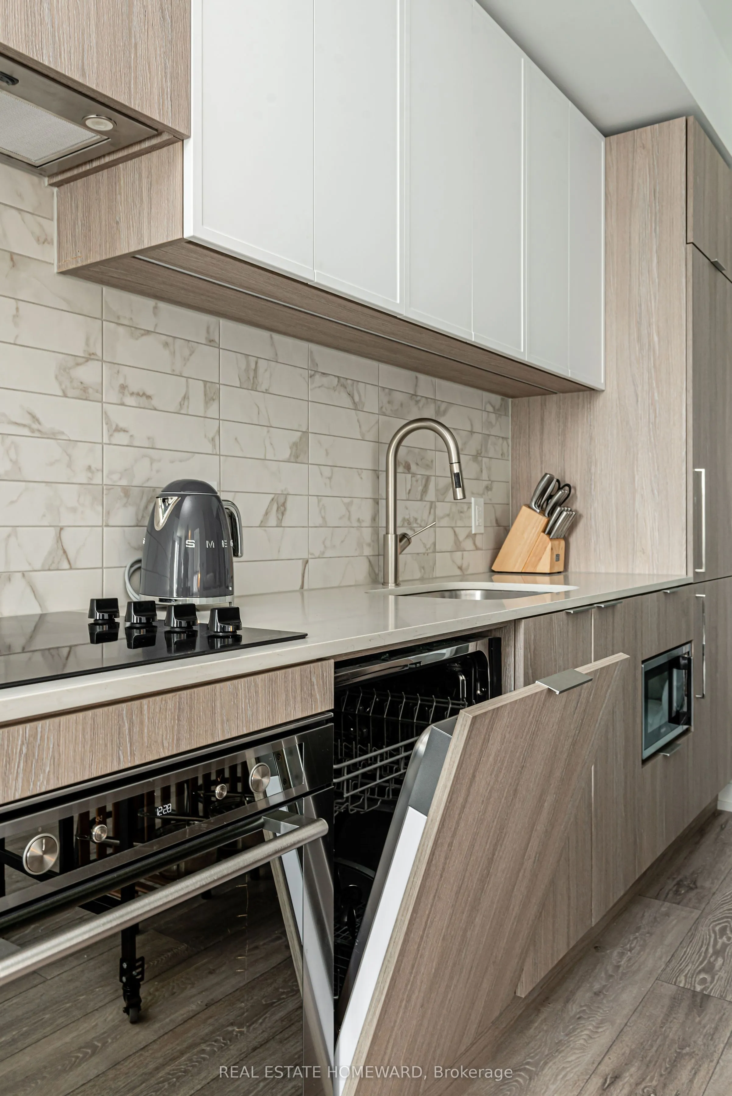 2020 Bathurst Street, #502