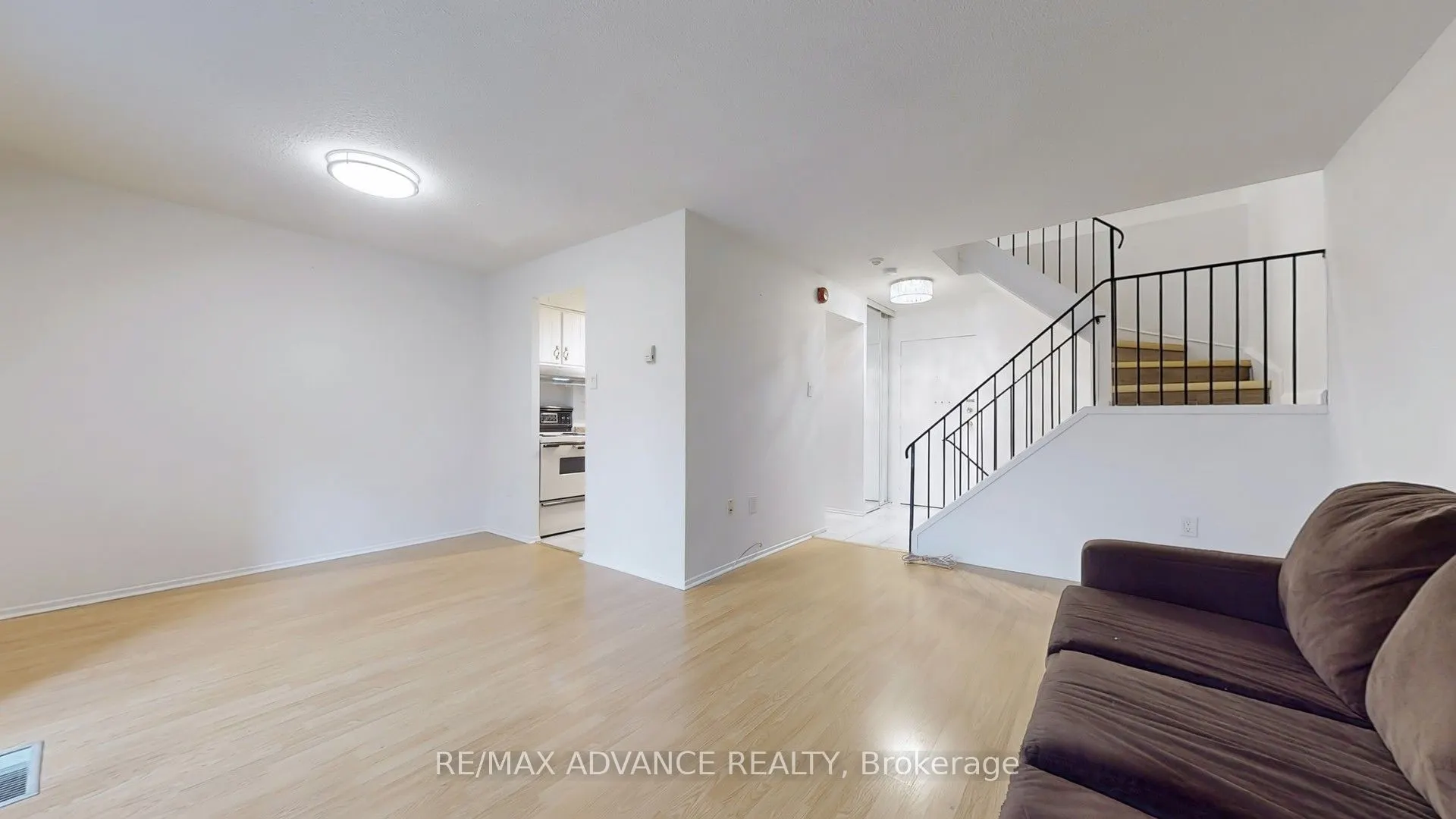 165 Cherokee Boulevard, #121