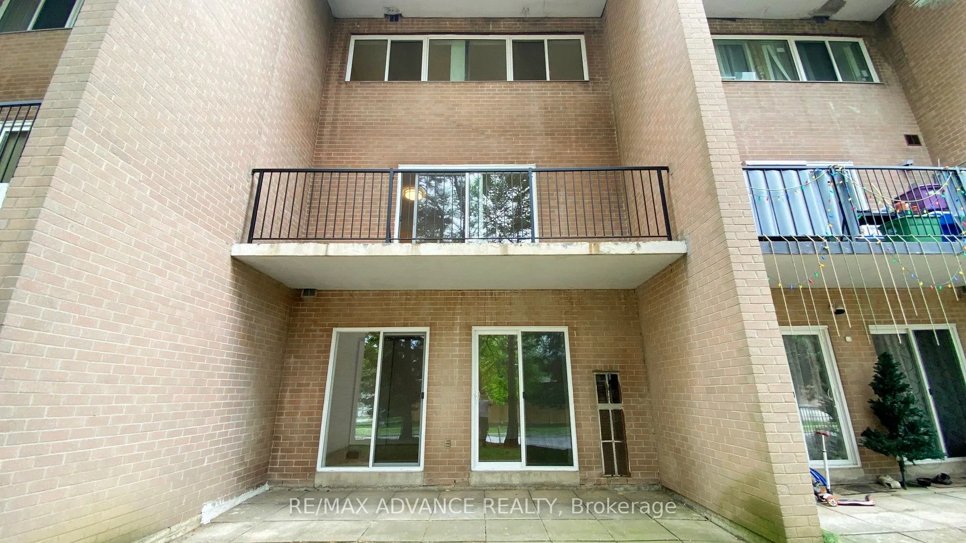 165 Cherokee Boulevard, #121