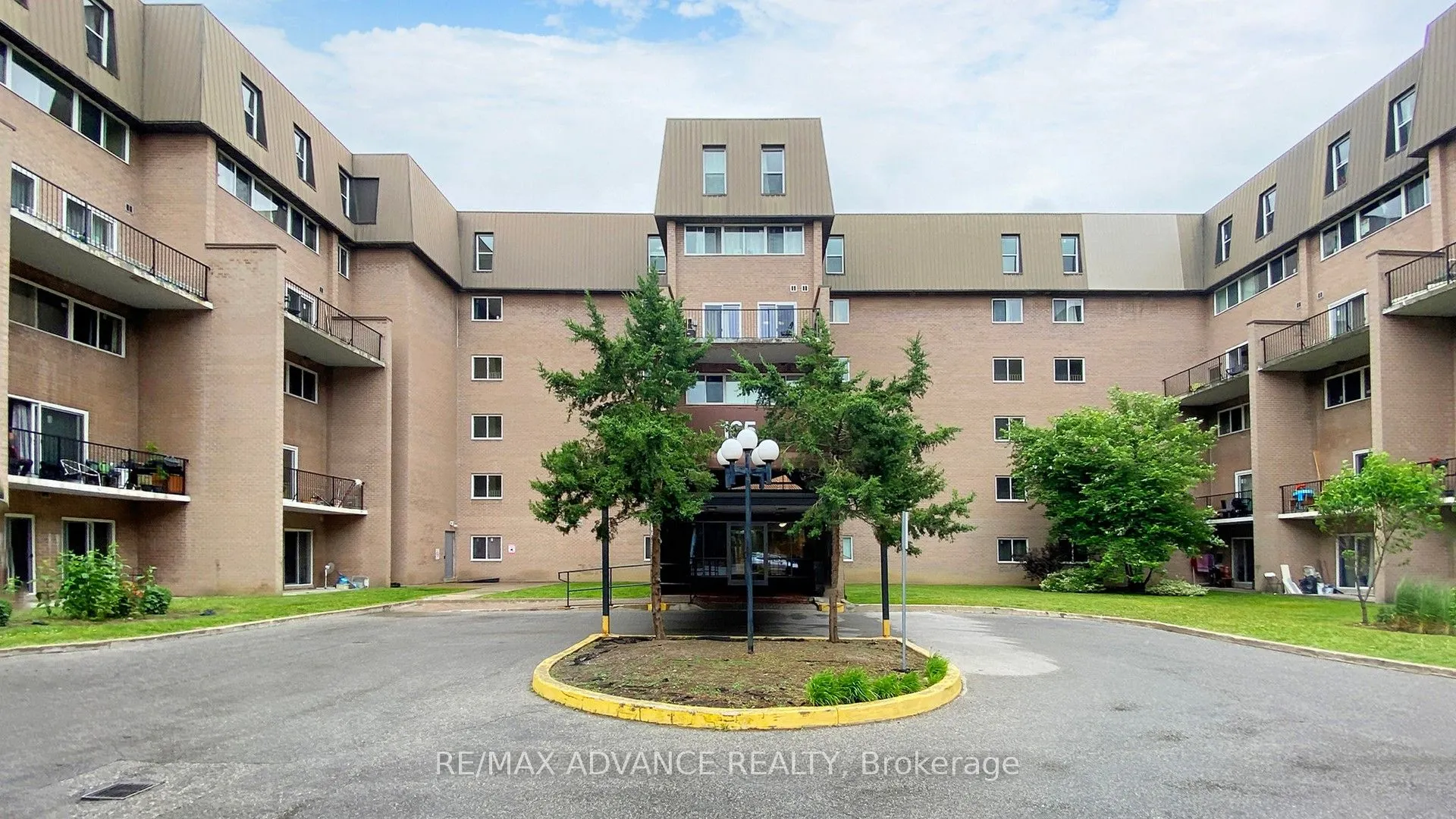 165 Cherokee Boulevard, #121