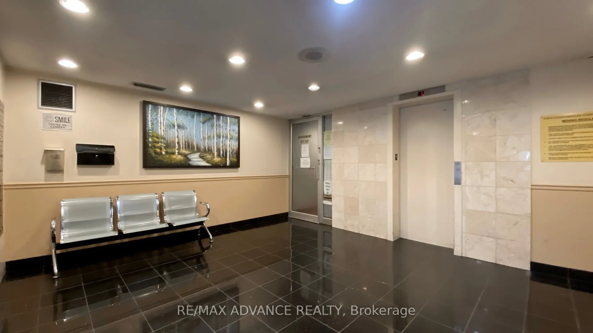 165 Cherokee Boulevard, #121