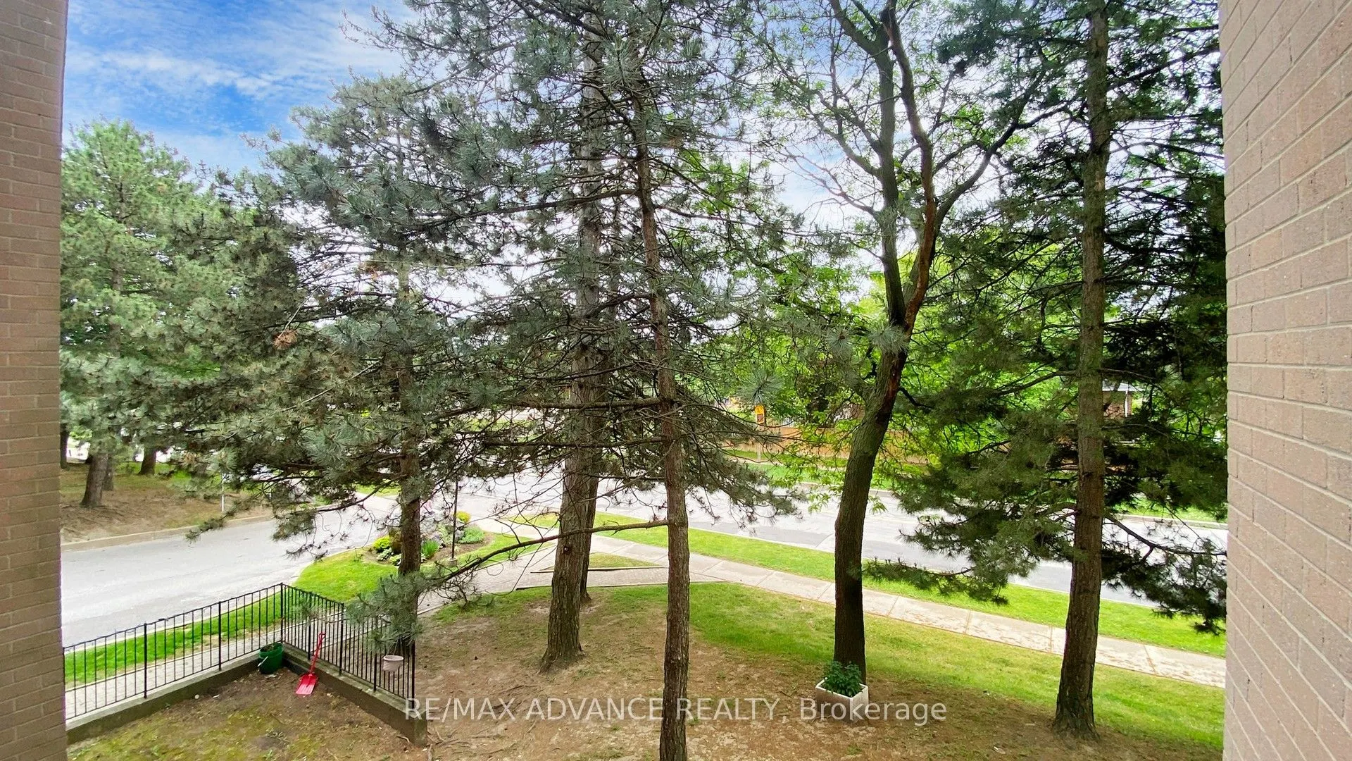 165 Cherokee Boulevard, #121