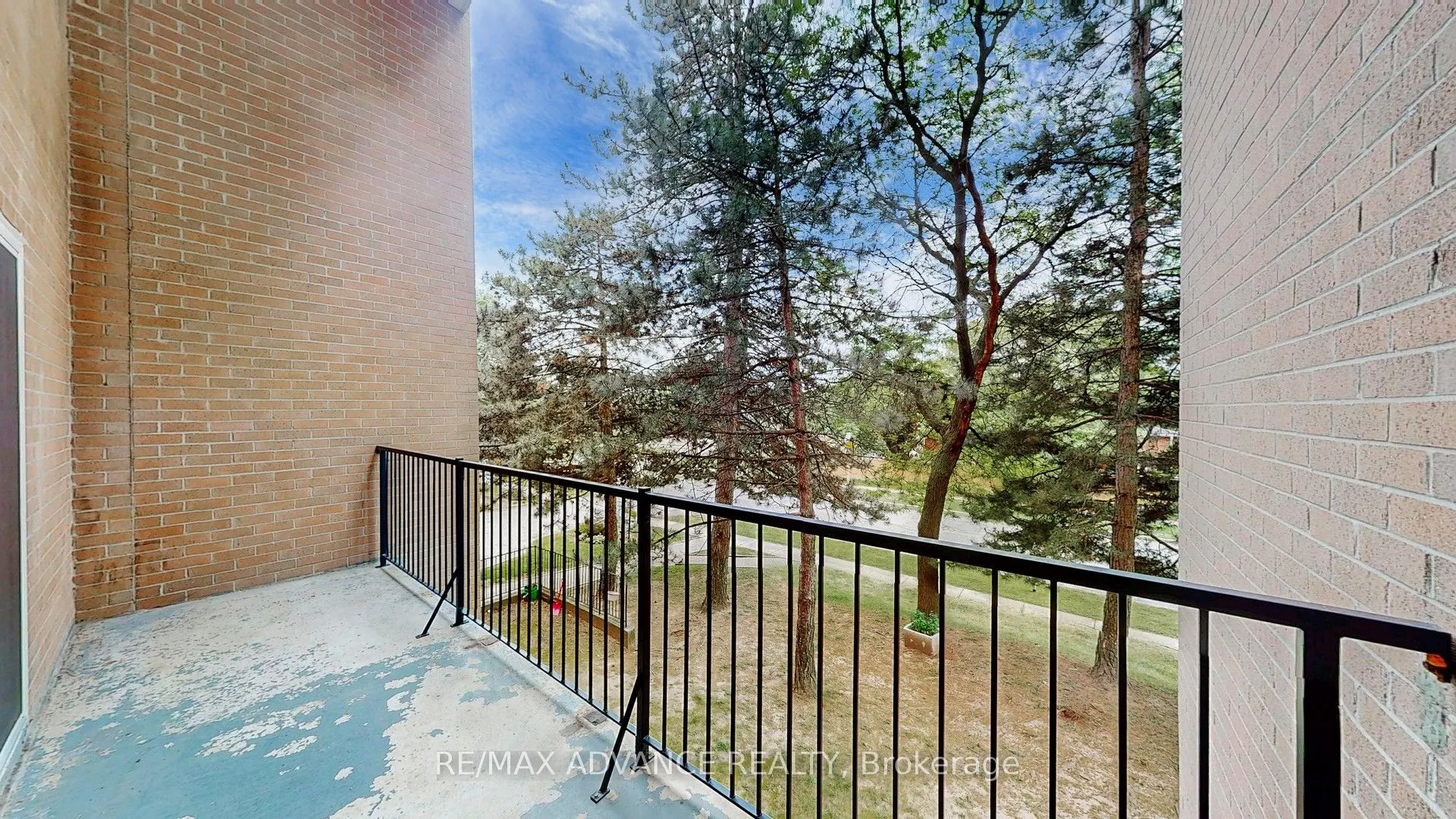 165 Cherokee Boulevard, #121
