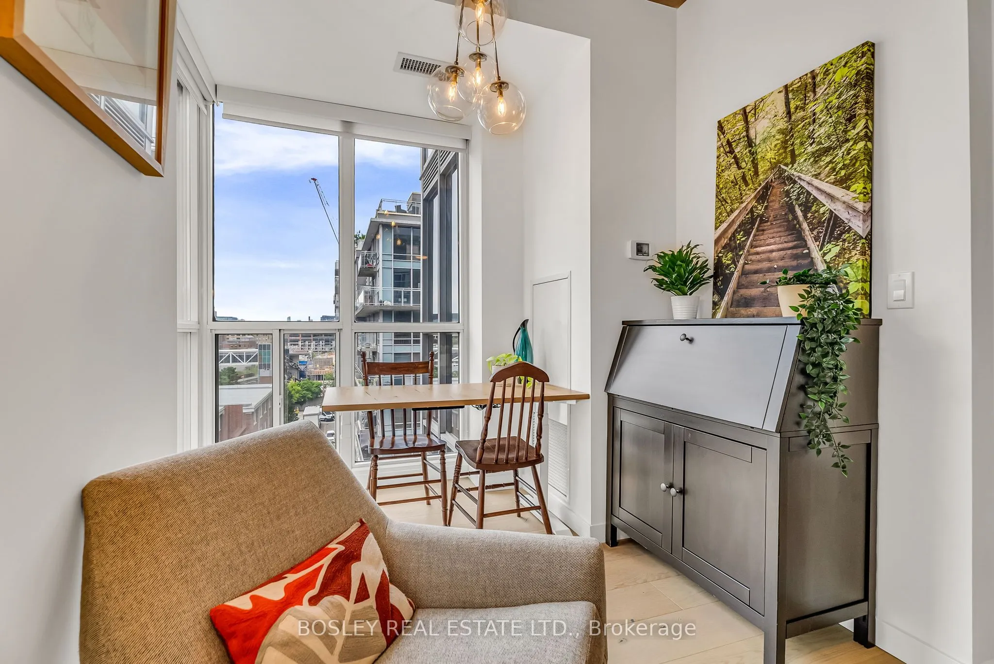 1005 King Street W, #707
