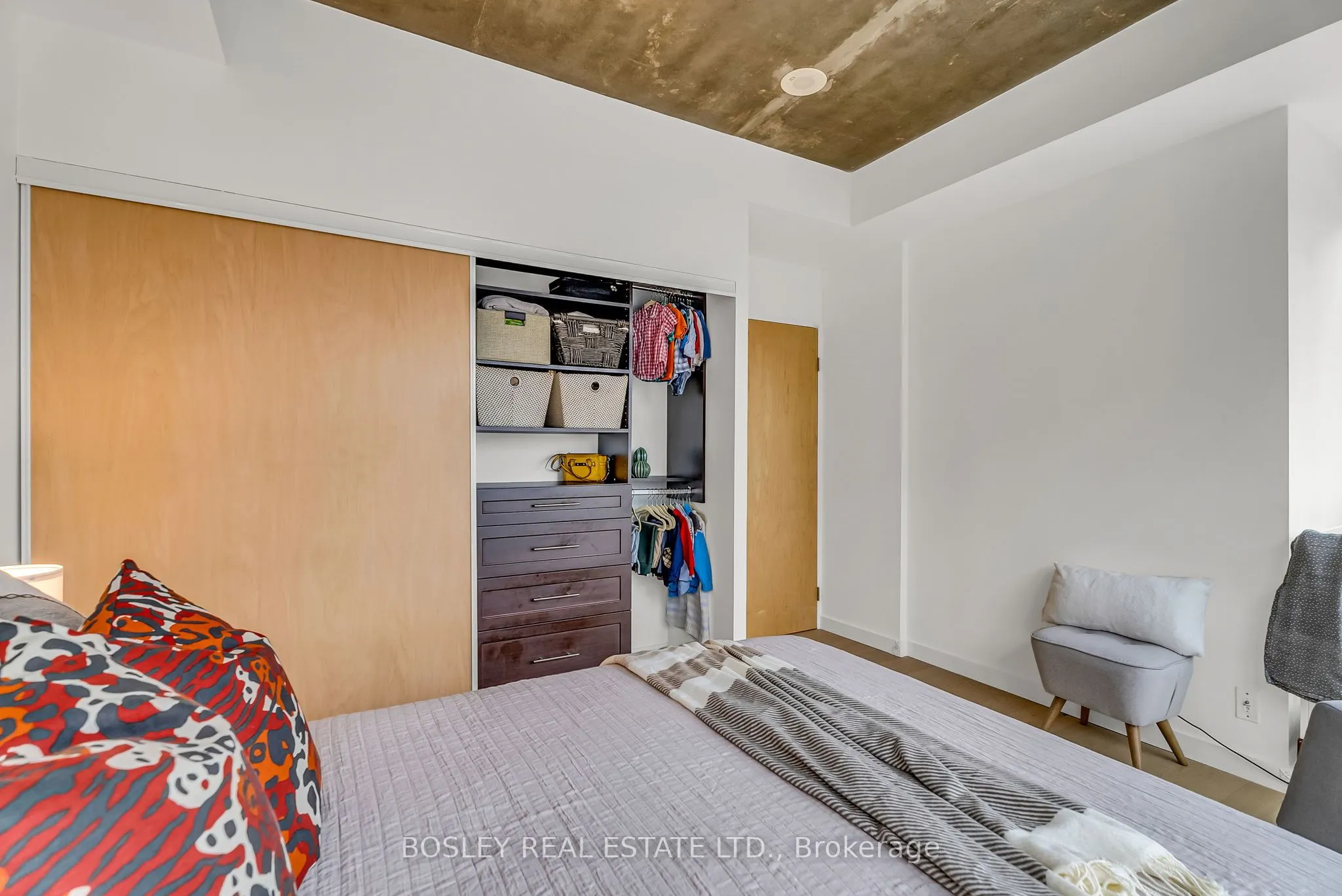 1005 King Street W, #707