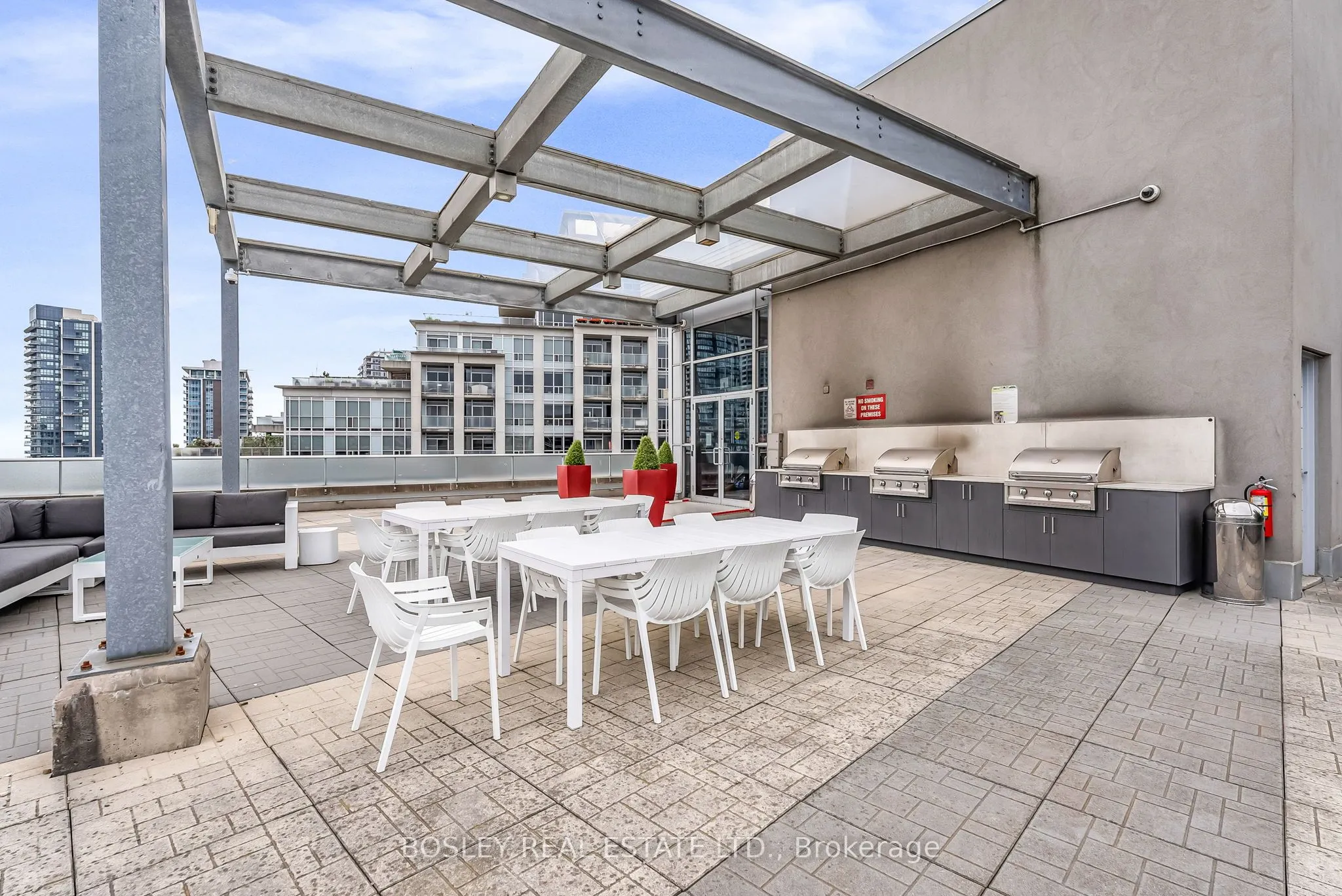 1005 King Street W, #707