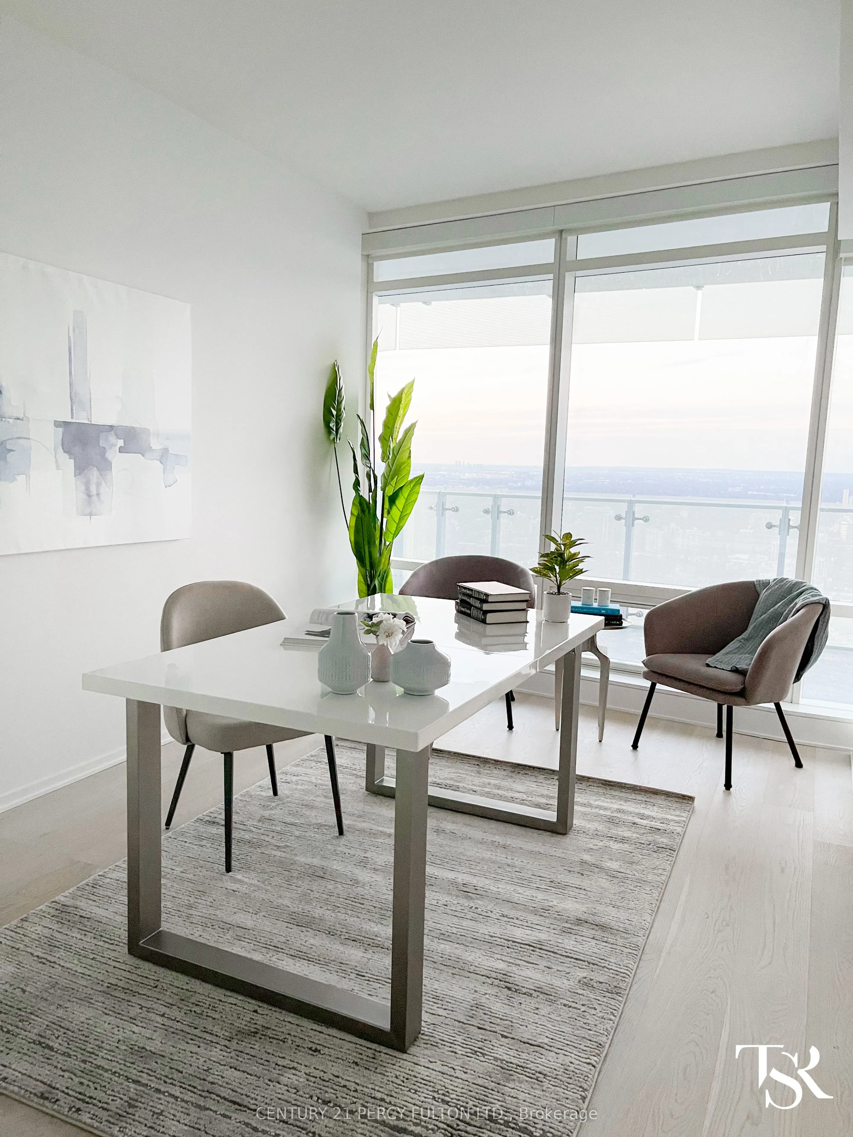 1 Bloor Street E, #7206