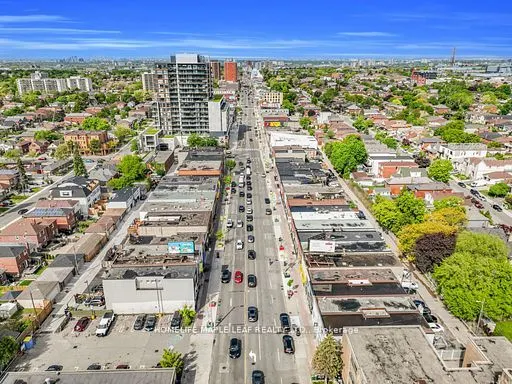 1471 Eglinton Avenue W