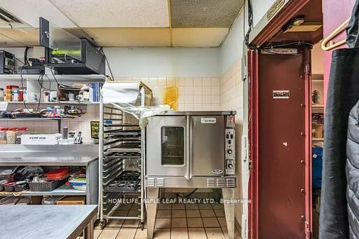 1471 Eglinton Avenue W