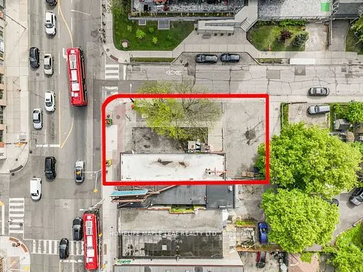 1471 Eglinton Avenue W