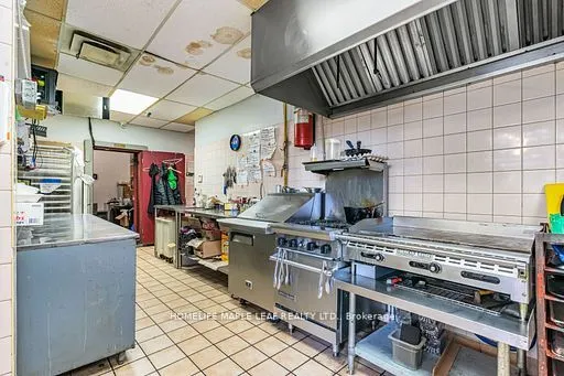 1471 Eglinton Avenue W