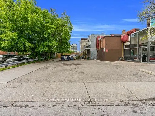 1471 Eglinton Avenue W