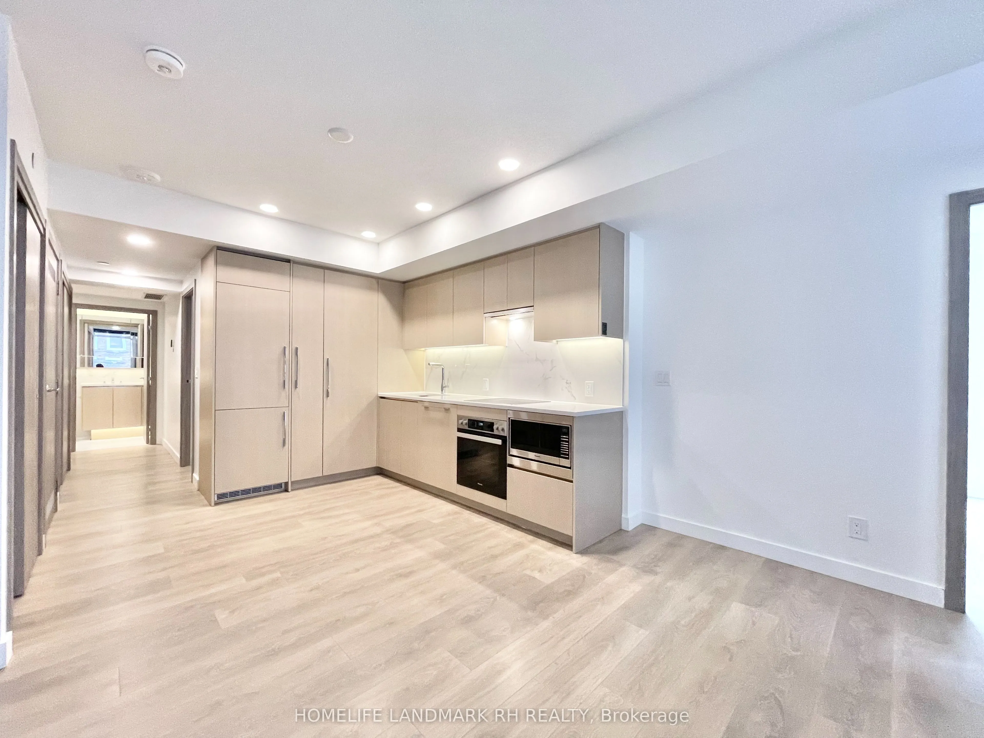 38 Widmer Street, #706