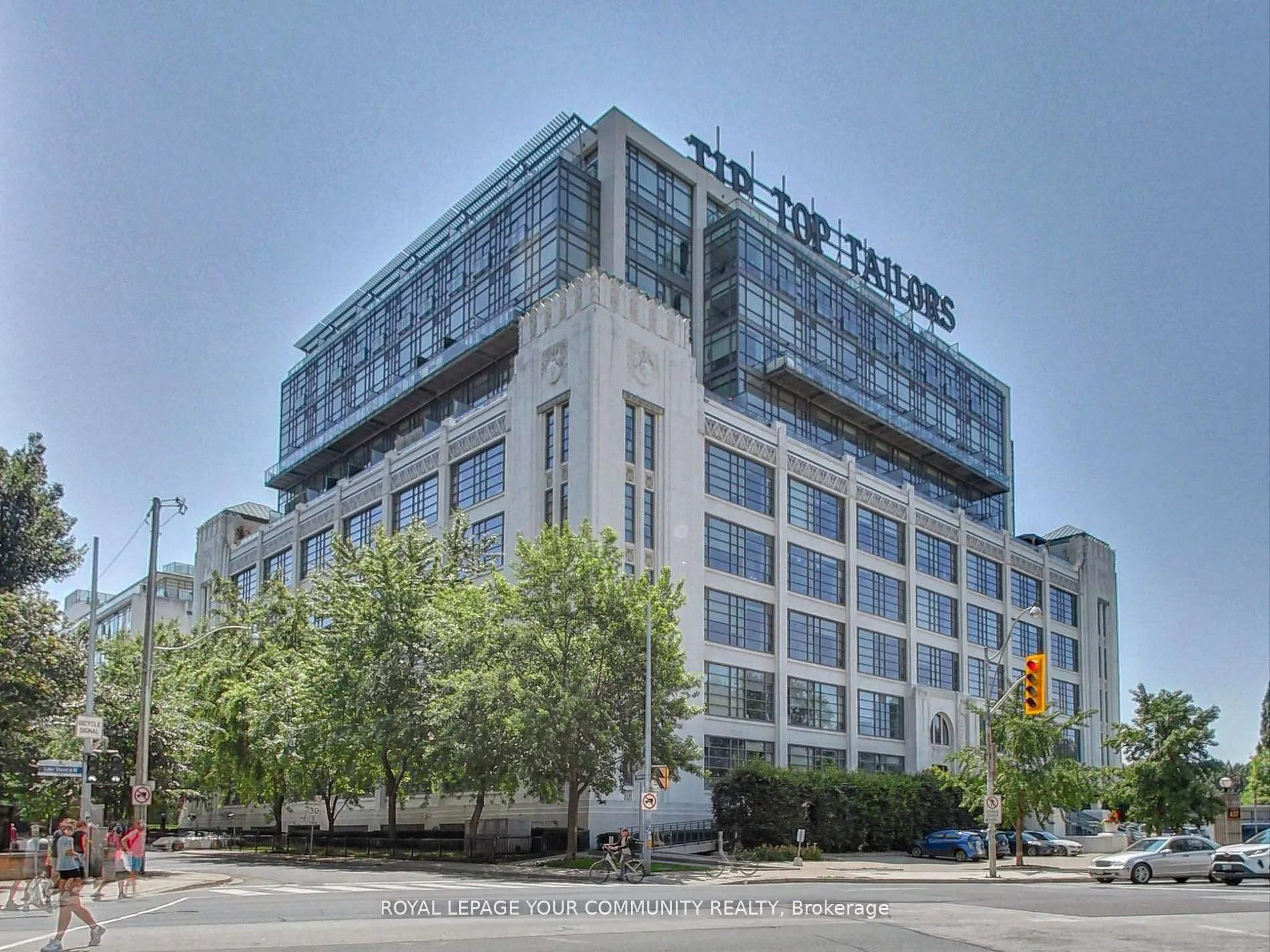 637 Lake Shore Boulevard, #208