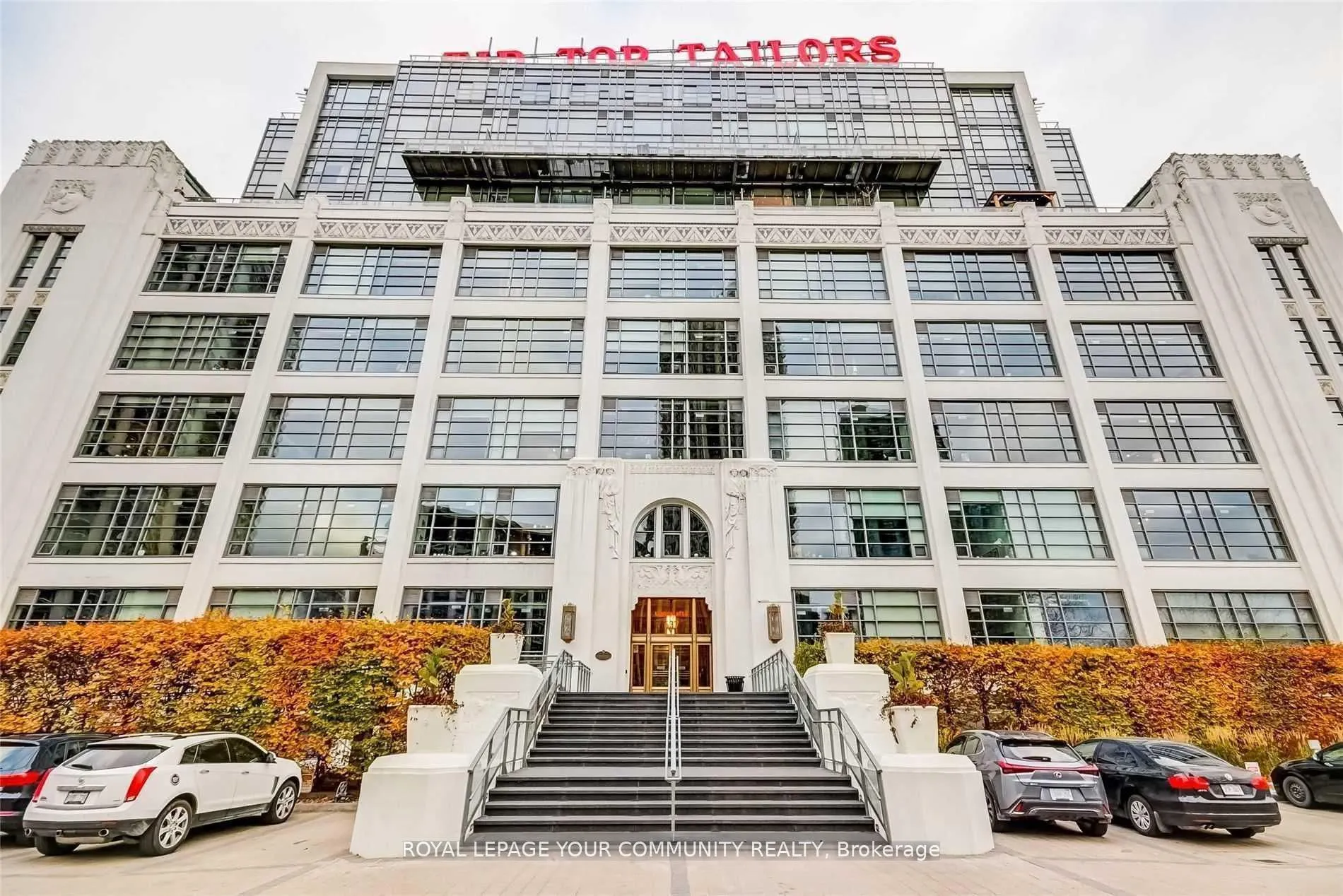 637 Lake Shore Boulevard, #208