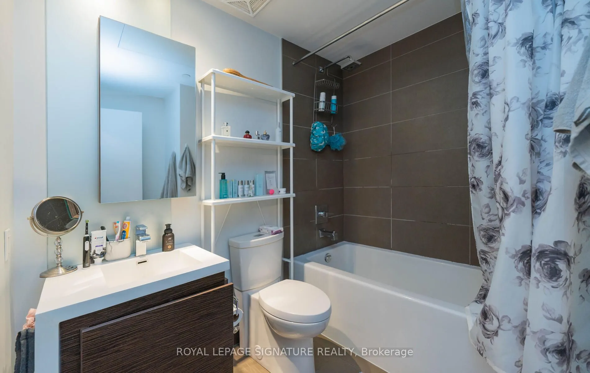 1030 King Street W, #456